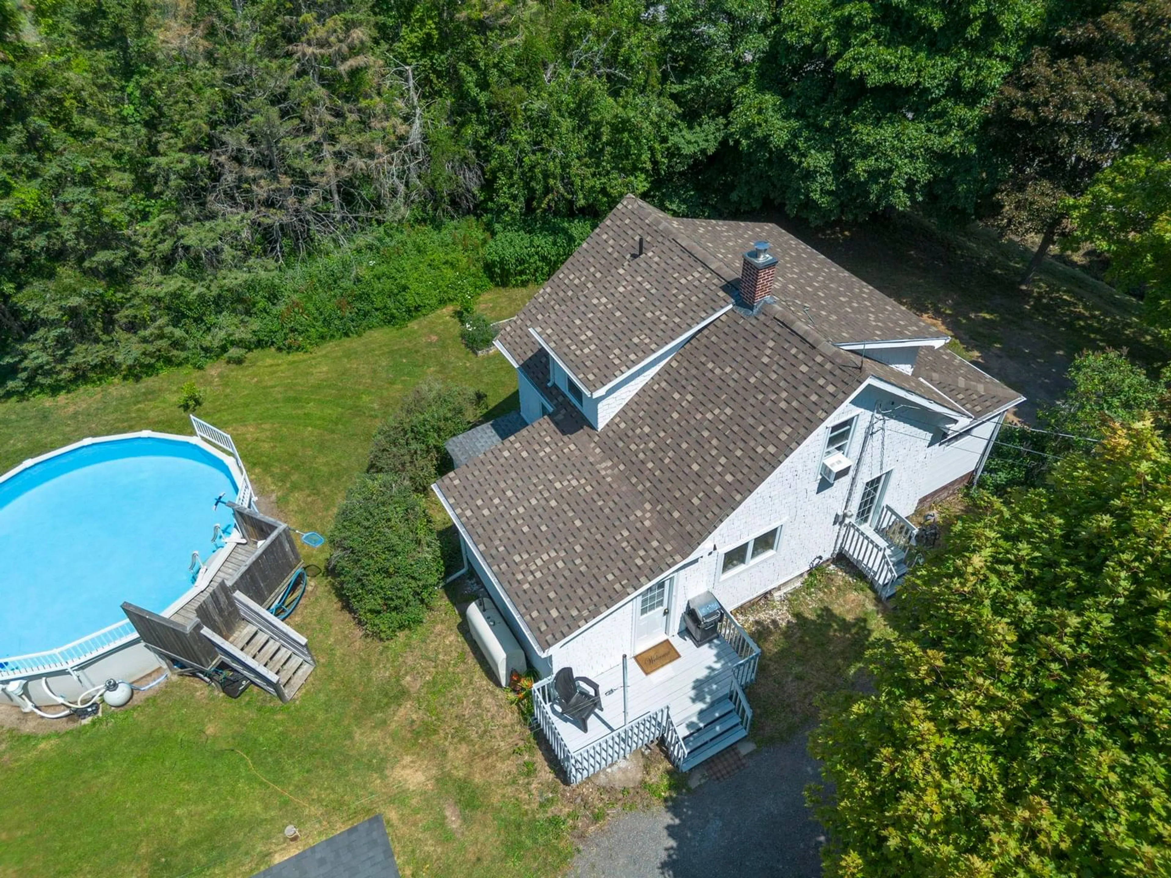 A pic from outside/outdoor area/front of a property/back of a property/a pic from drone, water/lake/river/ocean view for 1215 Ridge Rd, Wolfville Ridge Nova Scotia B4P 2R1