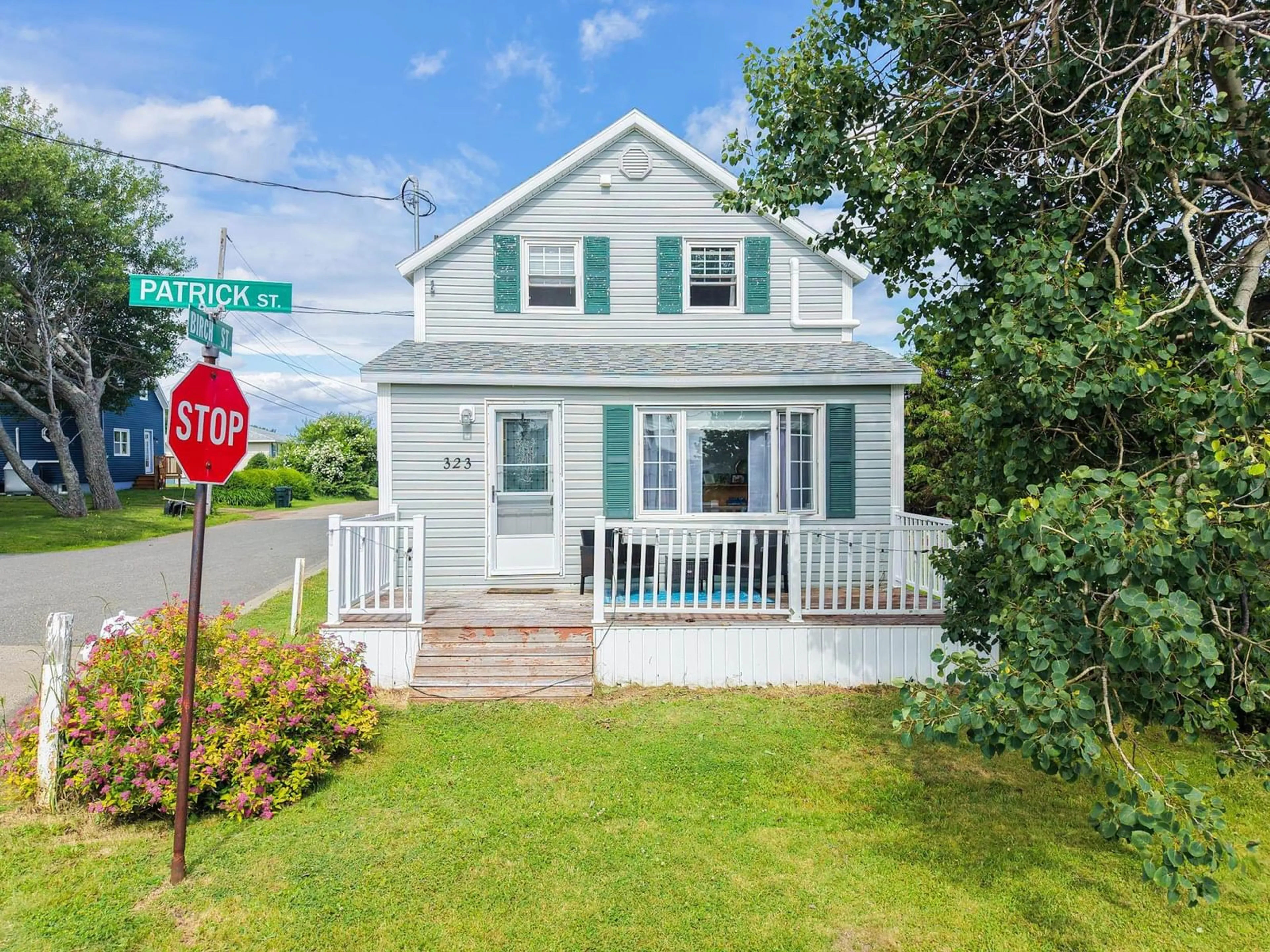 Home with vinyl exterior material, street for 323 Patrick St, New Waterford Nova Scotia B1H 3M8