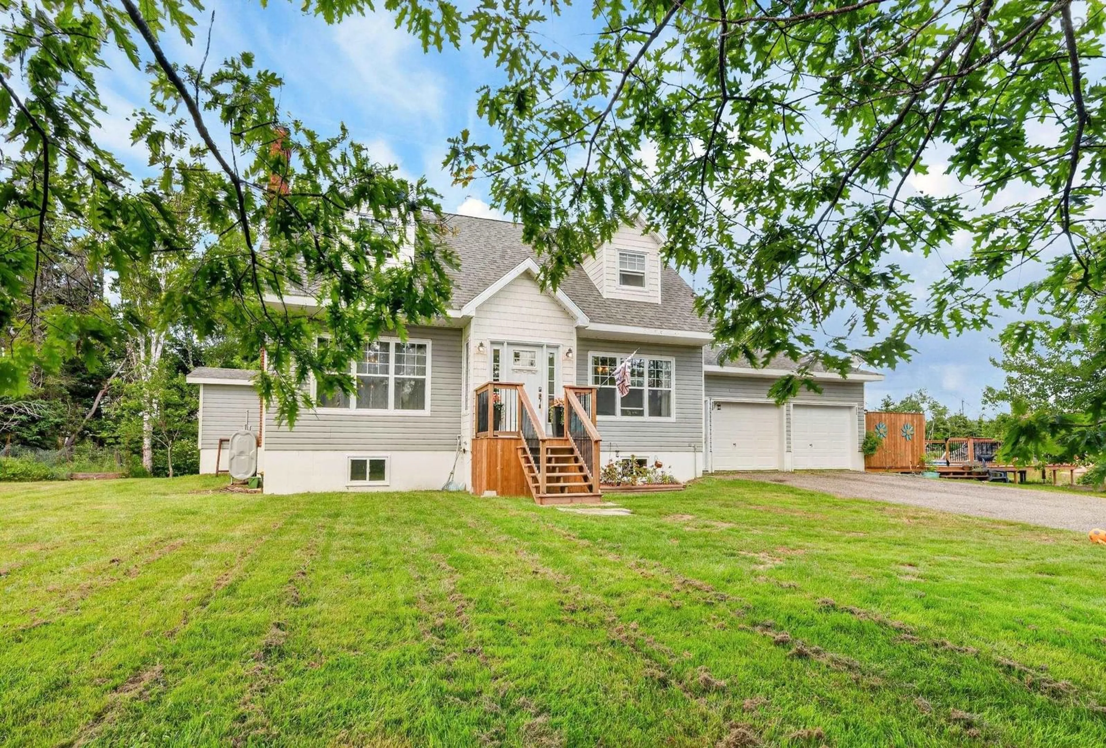 Home with vinyl exterior material, street for 5310 Highway 255, Round Island Nova Scotia B1B 1P1