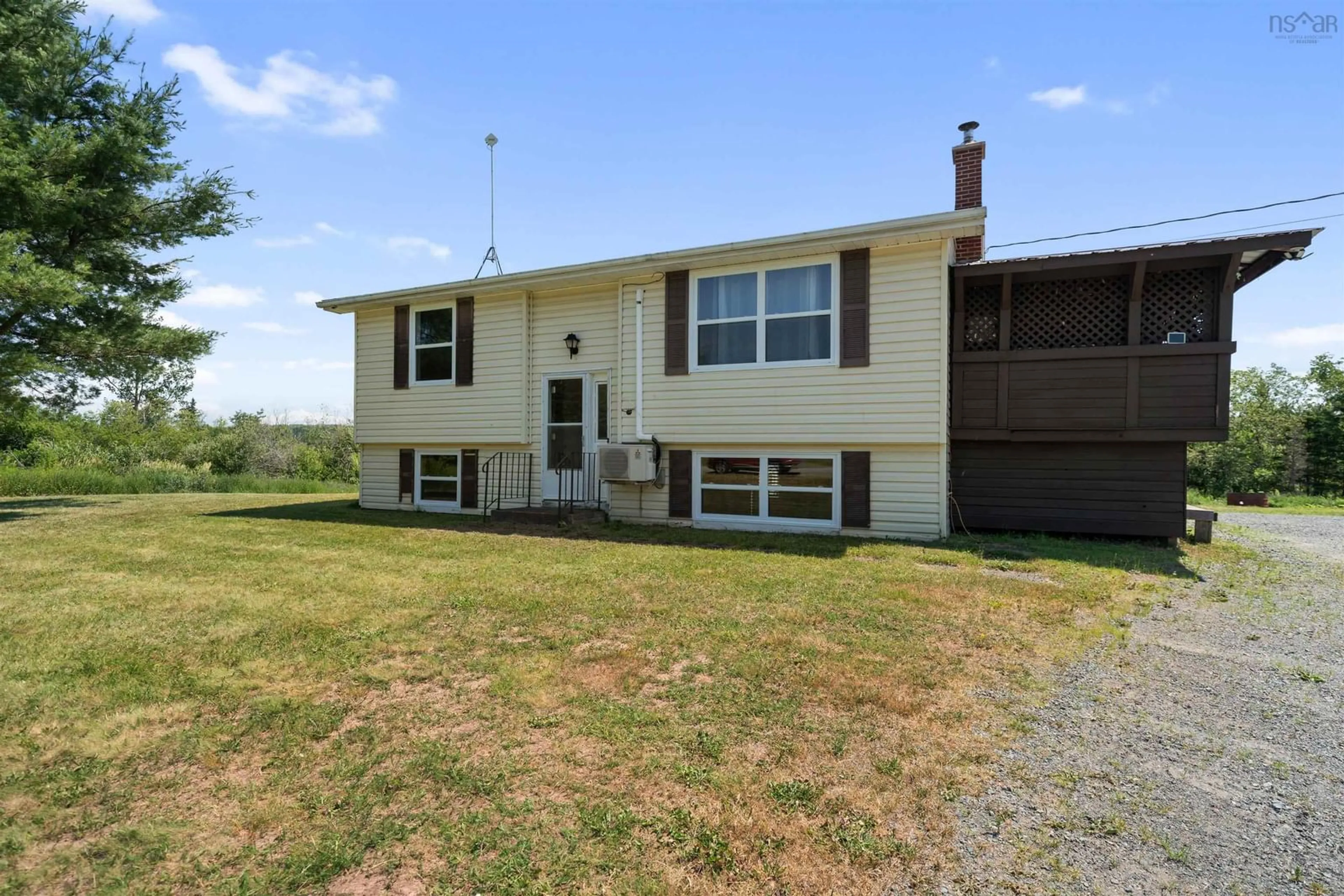 Home with vinyl exterior material, unknown for 122 Loop Old Highway 4, Kemptown Nova Scotia B6L 2J6