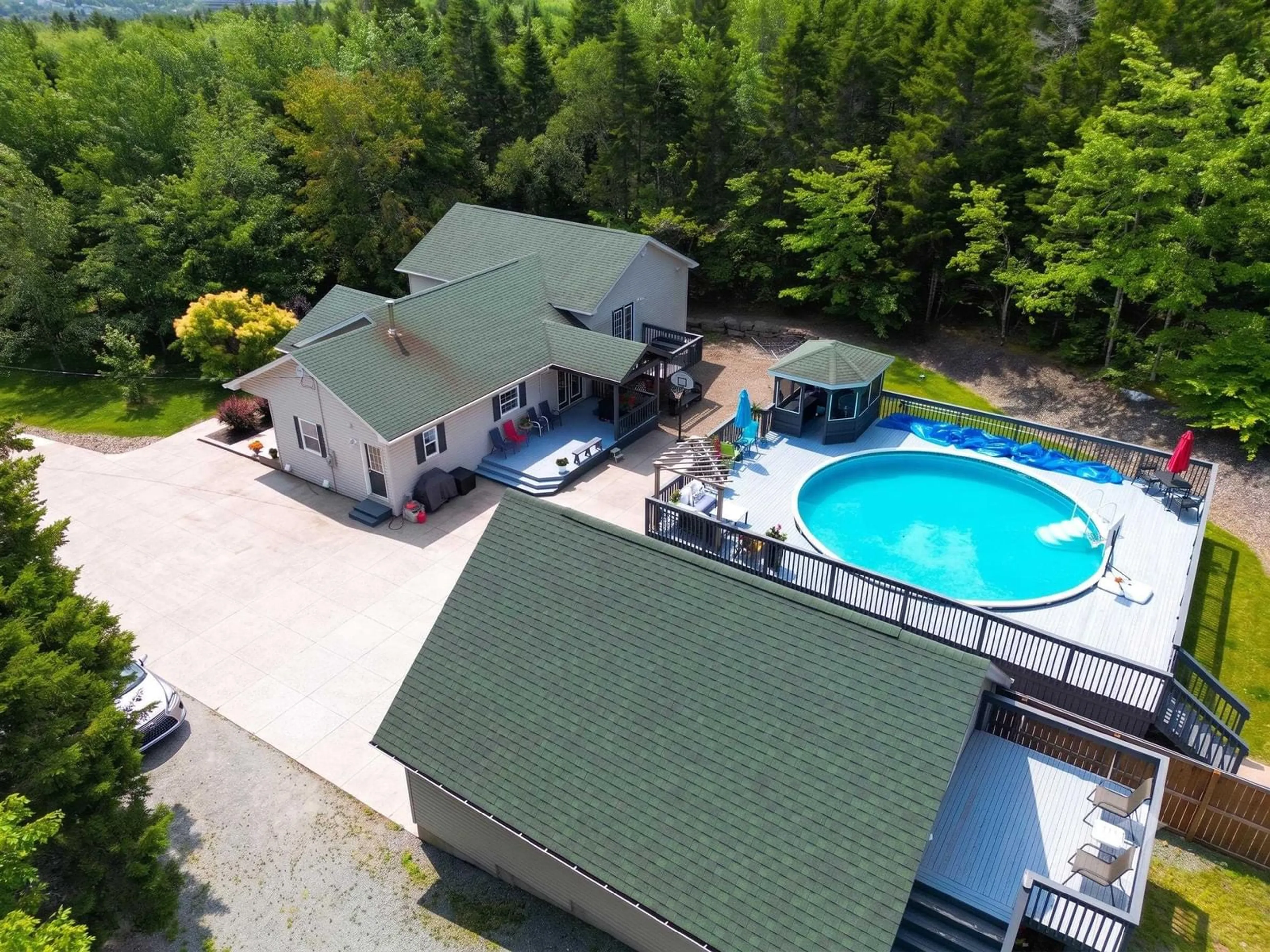 A pic from outside/outdoor area/front of a property/back of a property/a pic from drone, water/lake/river/ocean view for 52 Wilson Lake Dr, Middle Sackville Nova Scotia B4E 3G3