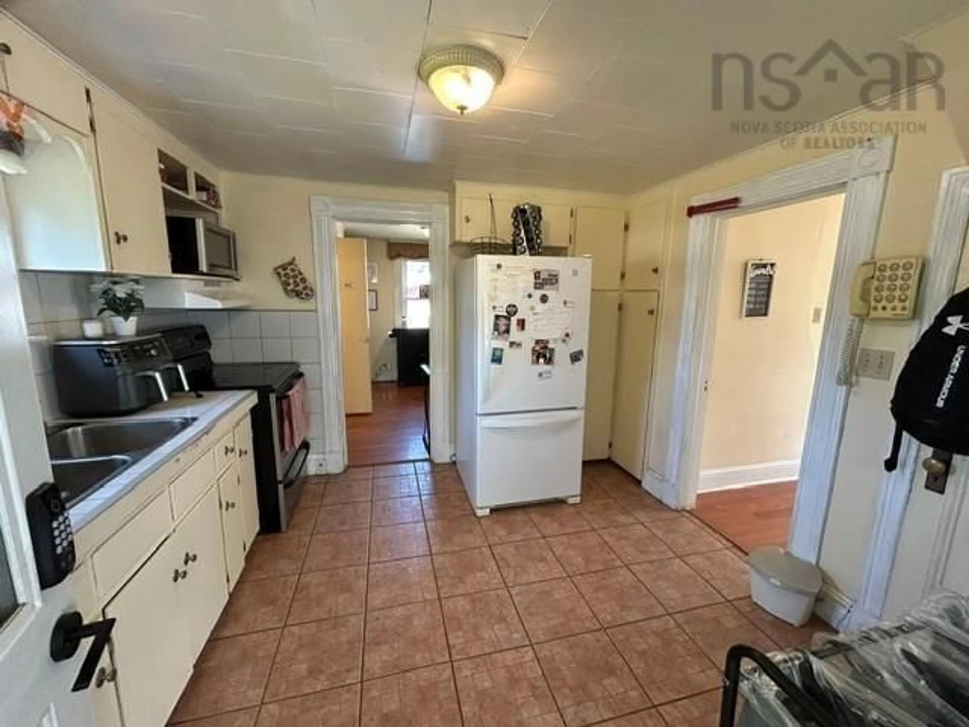 Unknown for 10 Nova Dr, Truro Nova Scotia B2N 3H4