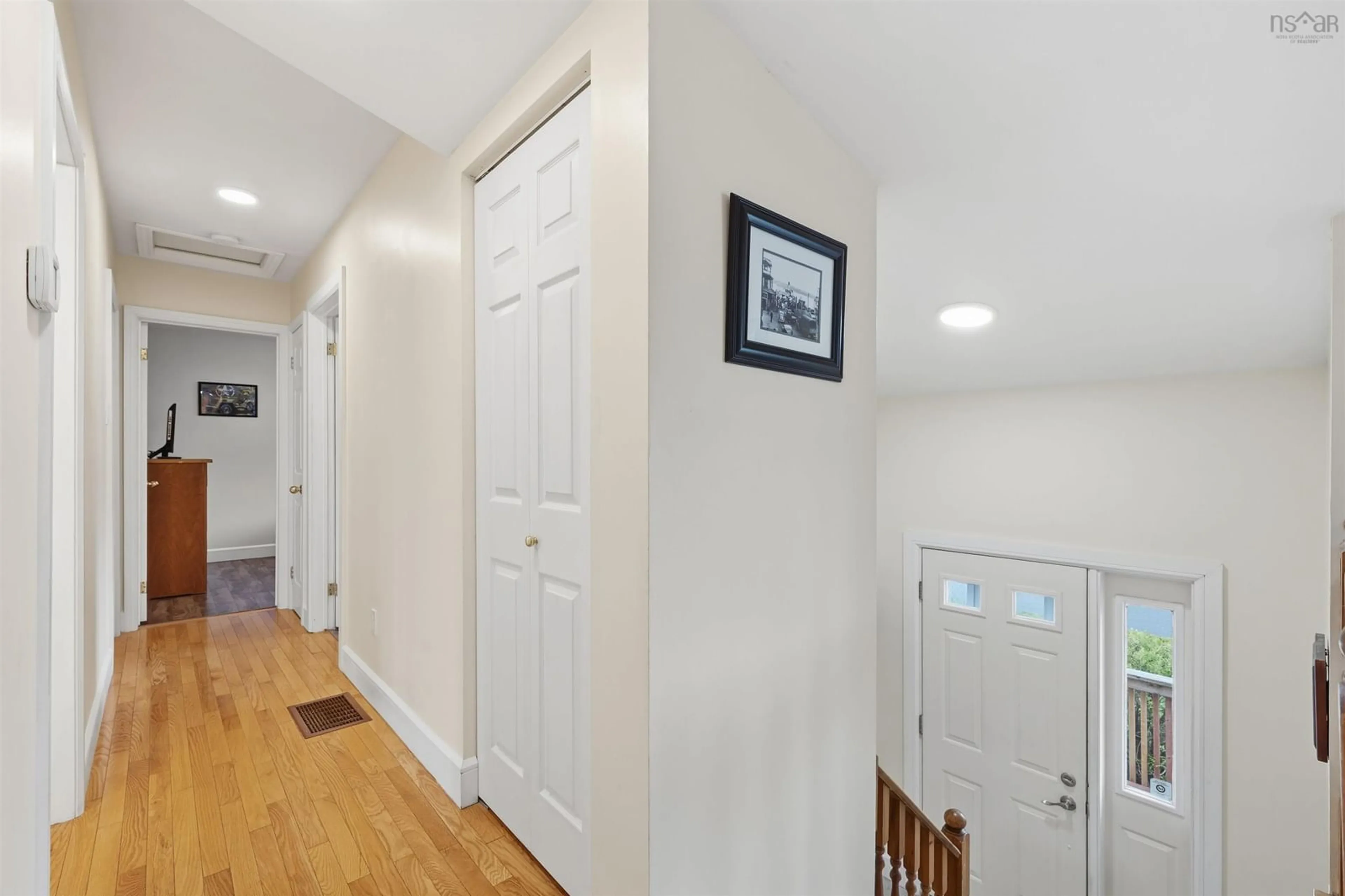 Indoor entryway for 54 Cartier Cres, Lower Sackville Nova Scotia B4C 3K7