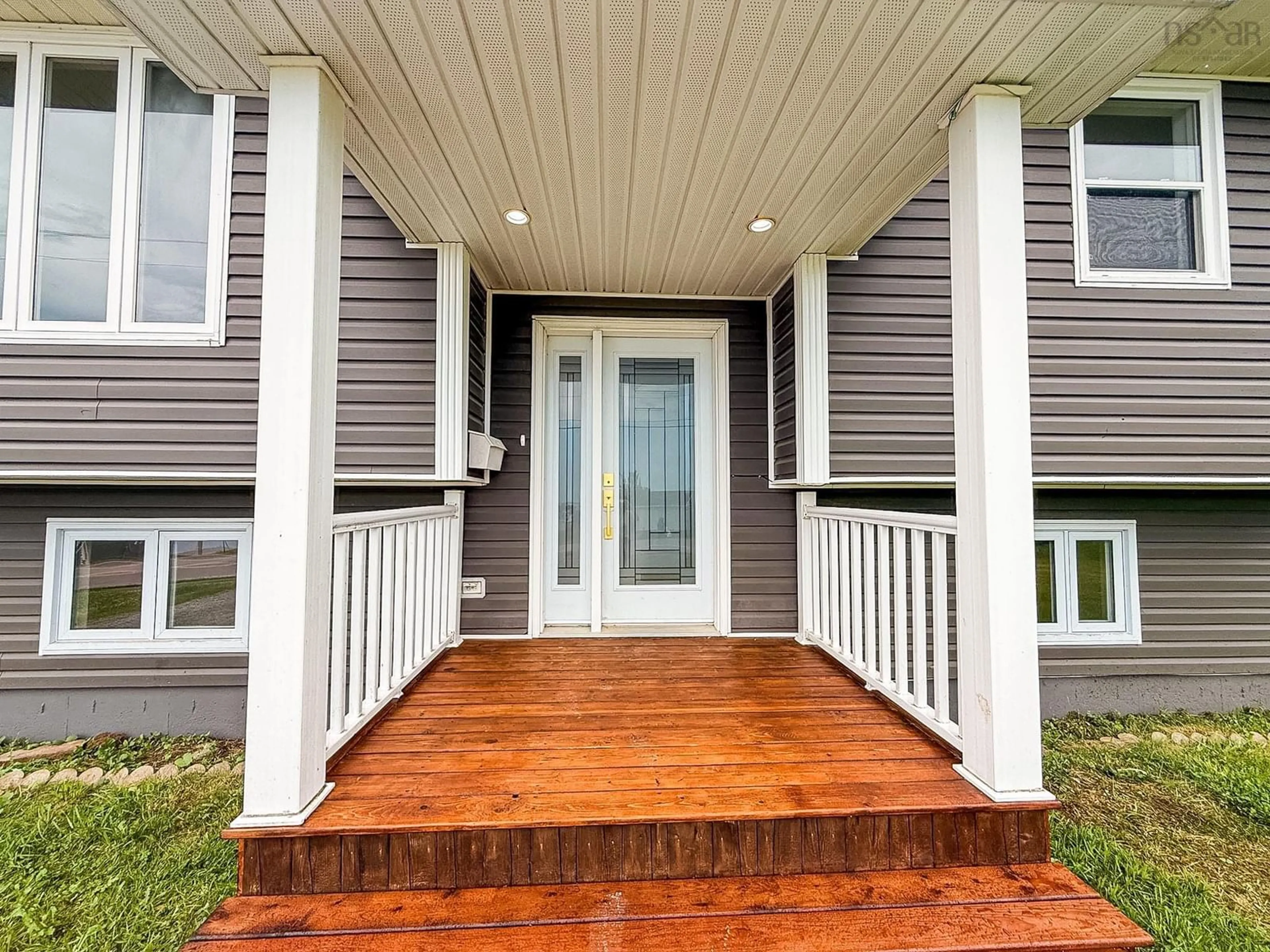 Home with vinyl exterior material, street for 967 Westmount Rd, Westmount Nova Scotia B1R 1C5