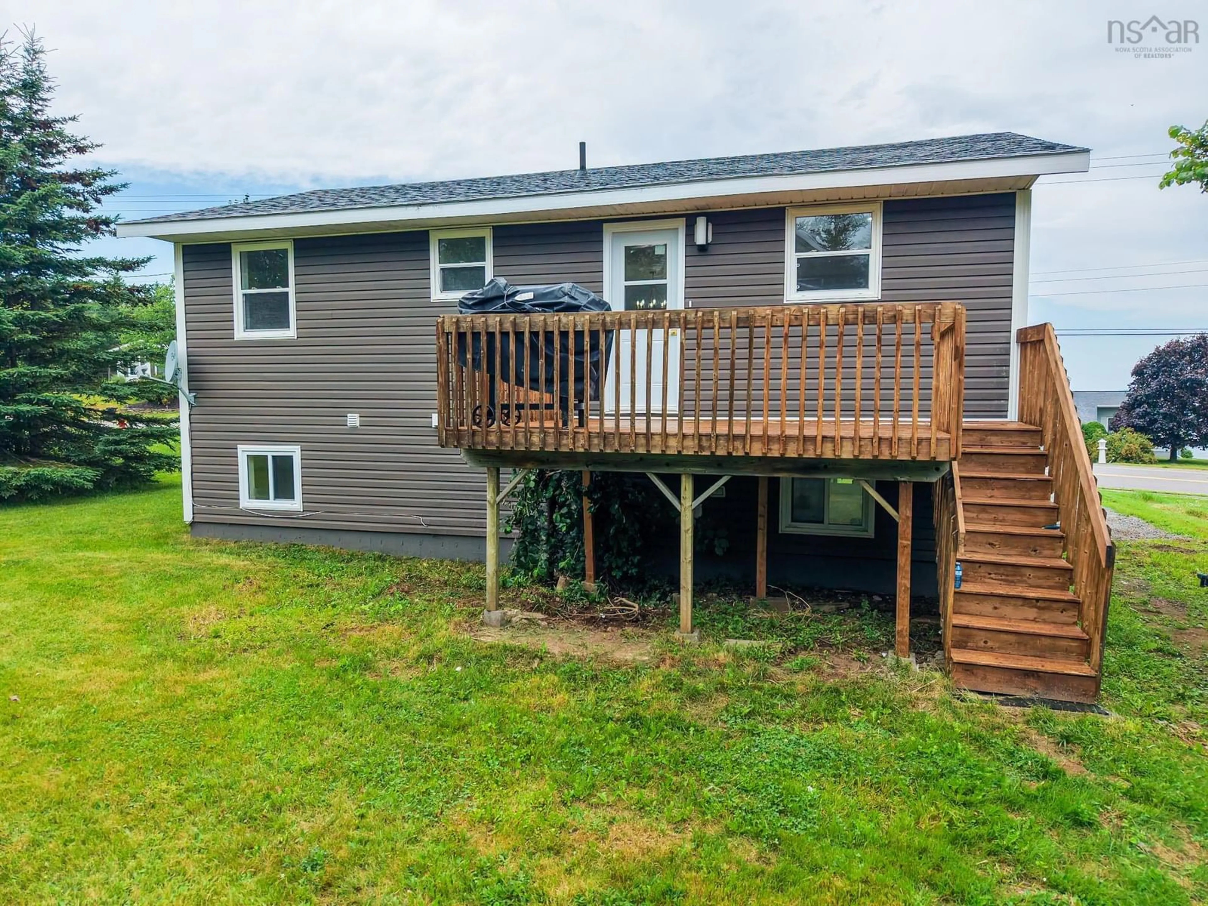 Home with vinyl exterior material, water/lake/river/ocean view for 967 Westmount Rd, Westmount Nova Scotia B1R 1C5