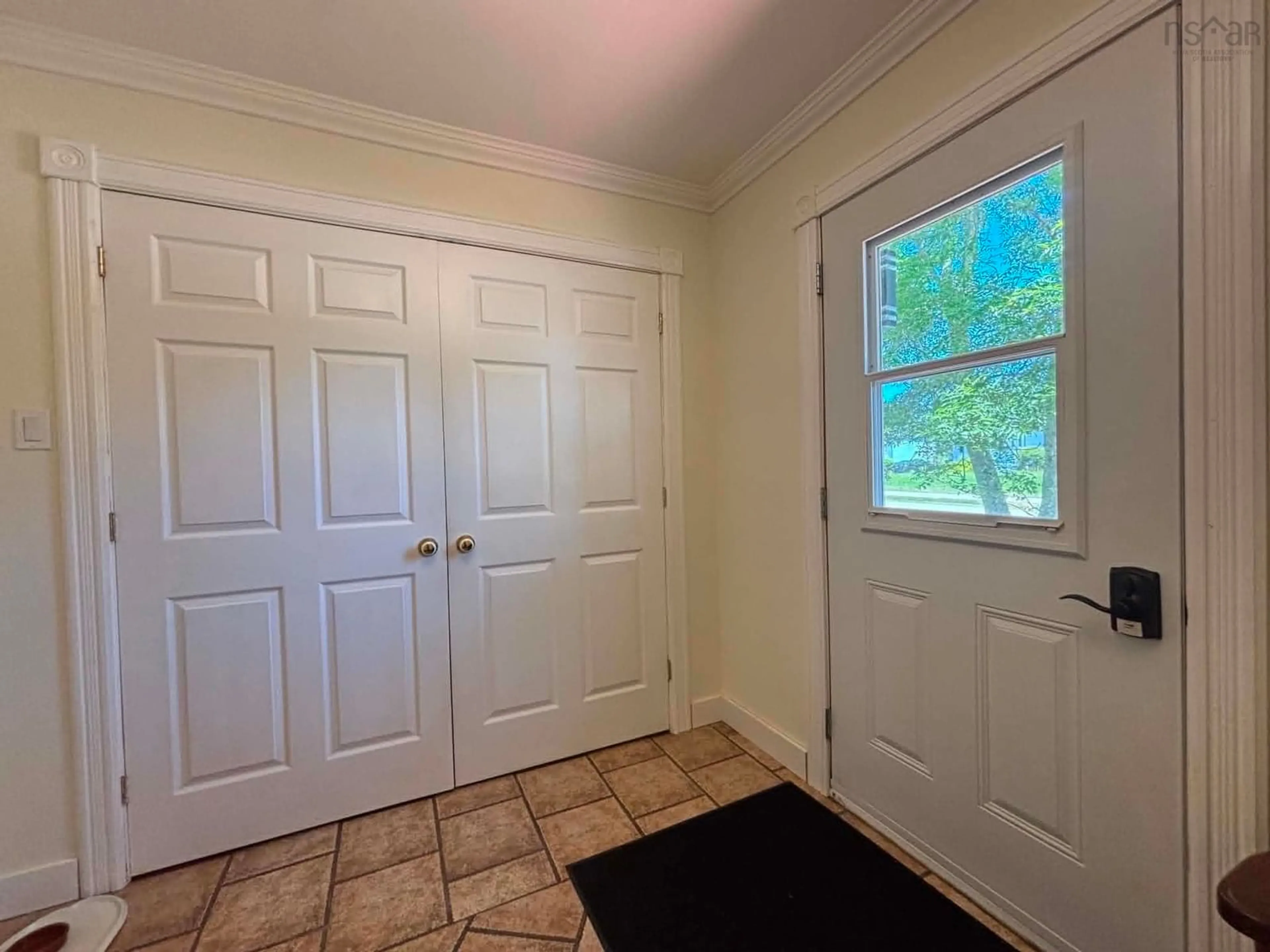 A pic of a room for 34 Clements Ave, Yarmouth Nova Scotia B5A 2L7