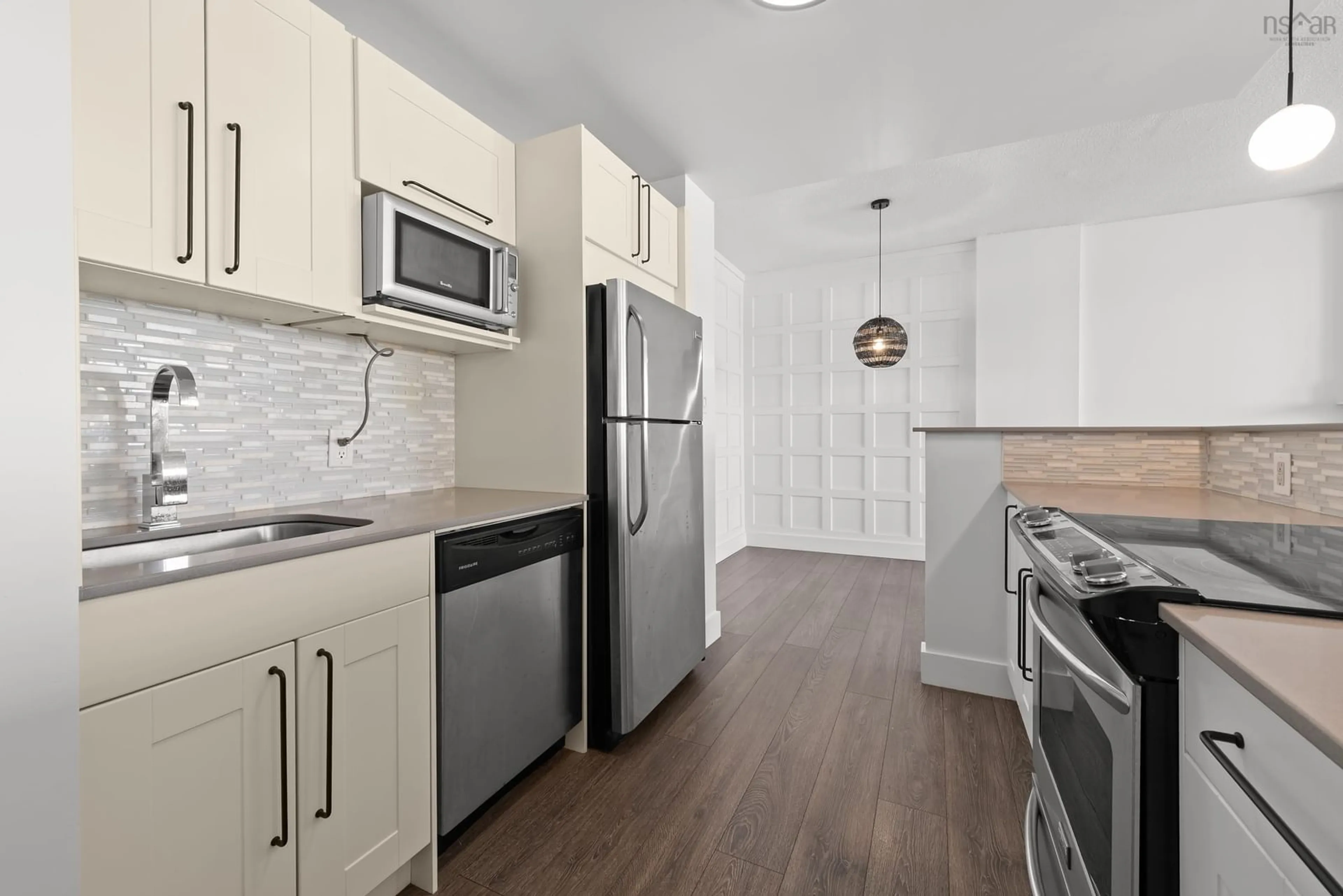Standard kitchen, unknown for 105 Dunbrack St #808, Halifax Nova Scotia B3M 3G7