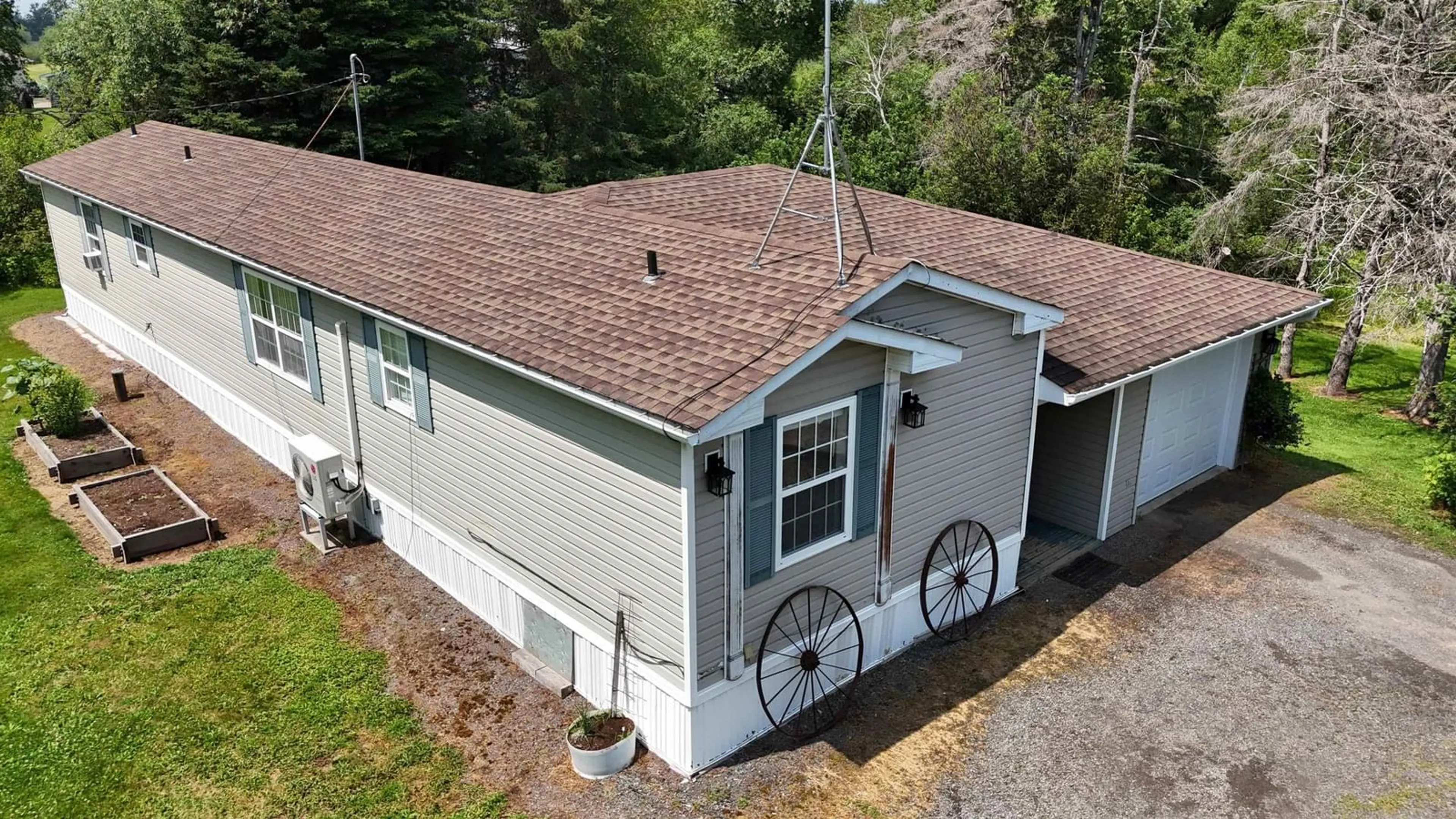 A pic from outside/outdoor area/front of a property/back of a property/a pic from drone, building for 1041 Brule Shore Rd, Brule Shore Nova Scotia B0K 1V0