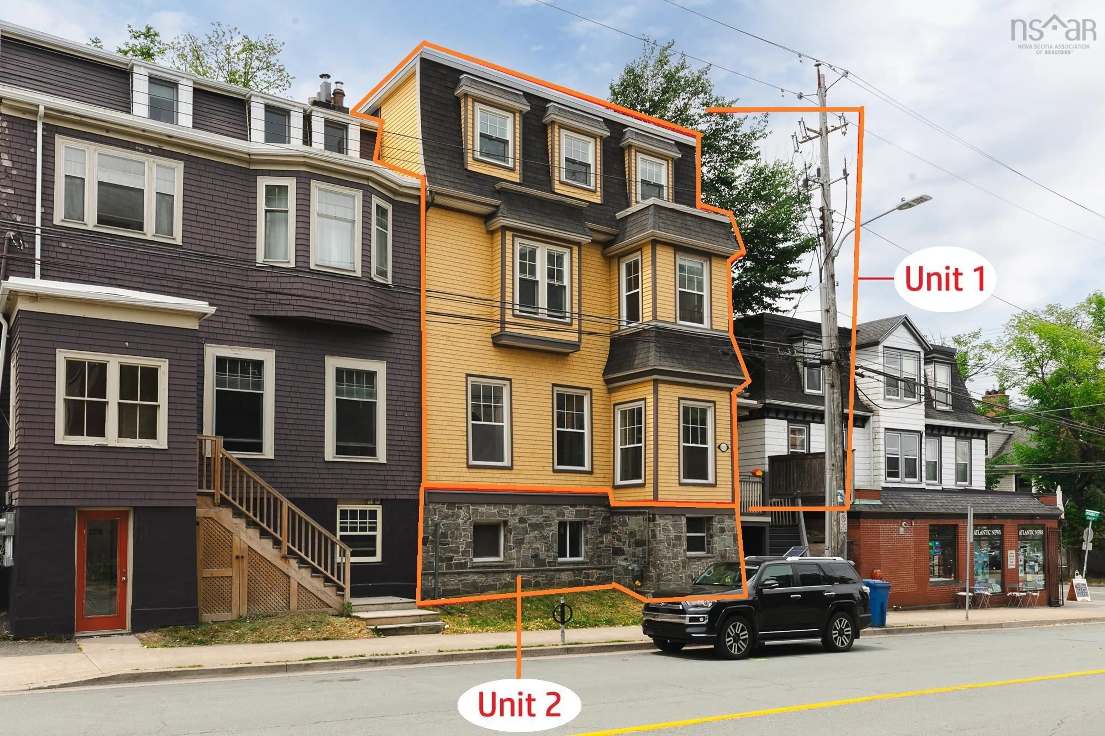 Home with vinyl exterior material, street for 1278 Queen St, Halifax Nova Scotia B3J 2H4