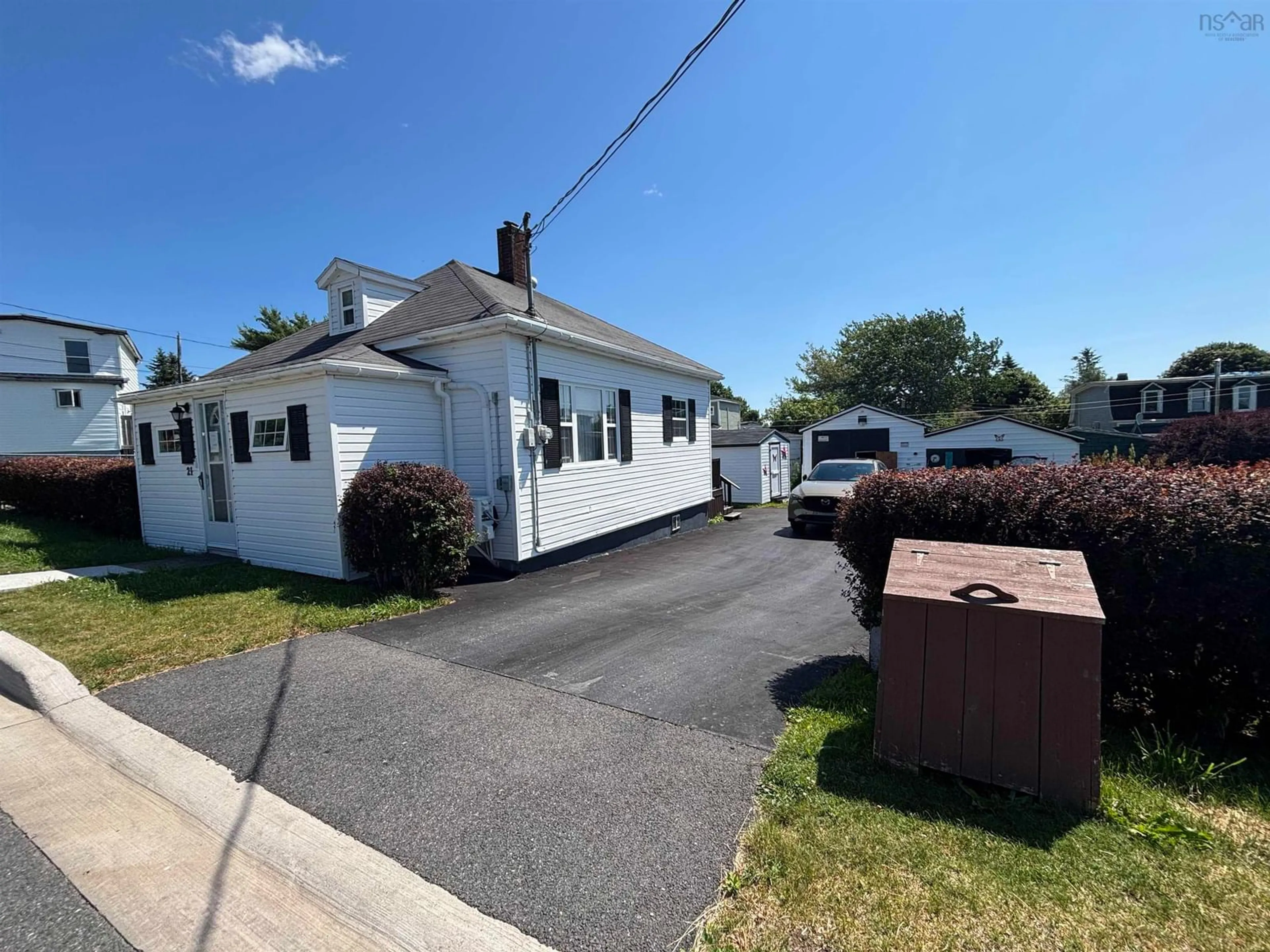 A pic from outside/outdoor area/front of a property/back of a property/a pic from drone, street for 21 Clifford St., North Sydney Nova Scotia B2A 1X2