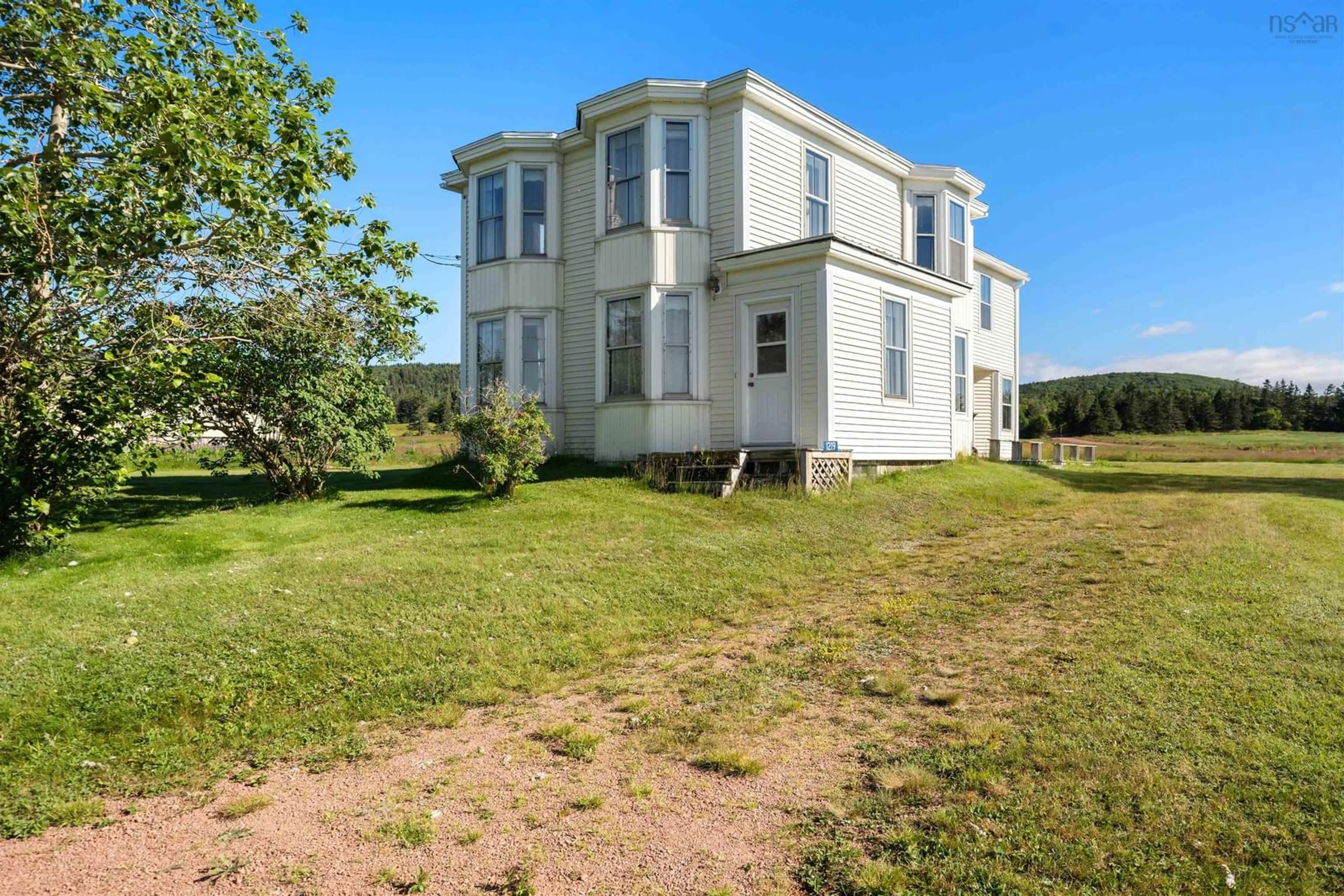 A pic from outside/outdoor area/front of a property/back of a property/a pic from drone, building for 1219 West Advocate Rd, Advocate Nova Scotia B0M 1S0