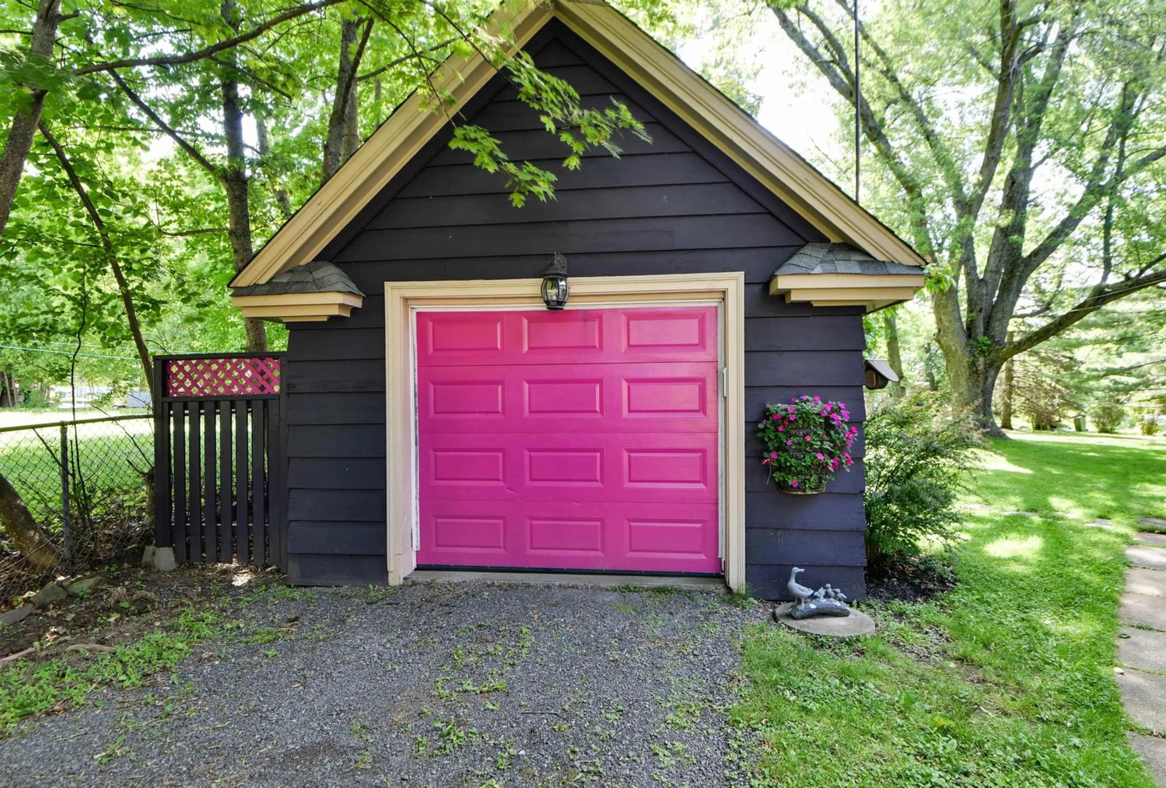 Shed for 92 Albert St, New Glasgow Nova Scotia B2H 3V3