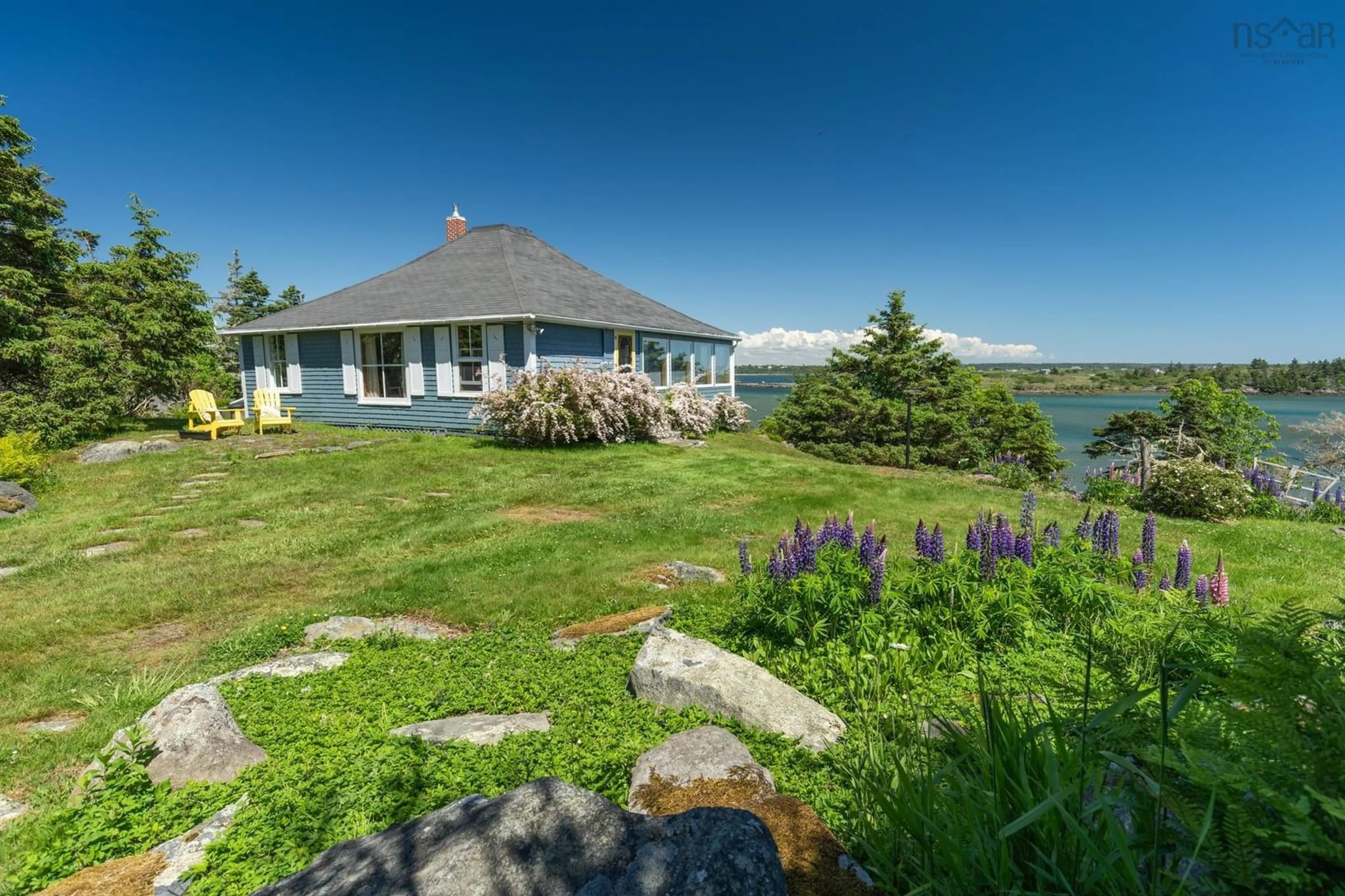 Patio, water/lake/river/ocean view for 1393 Highway 304, Cape Forchu Nova Scotia B5A 5G7