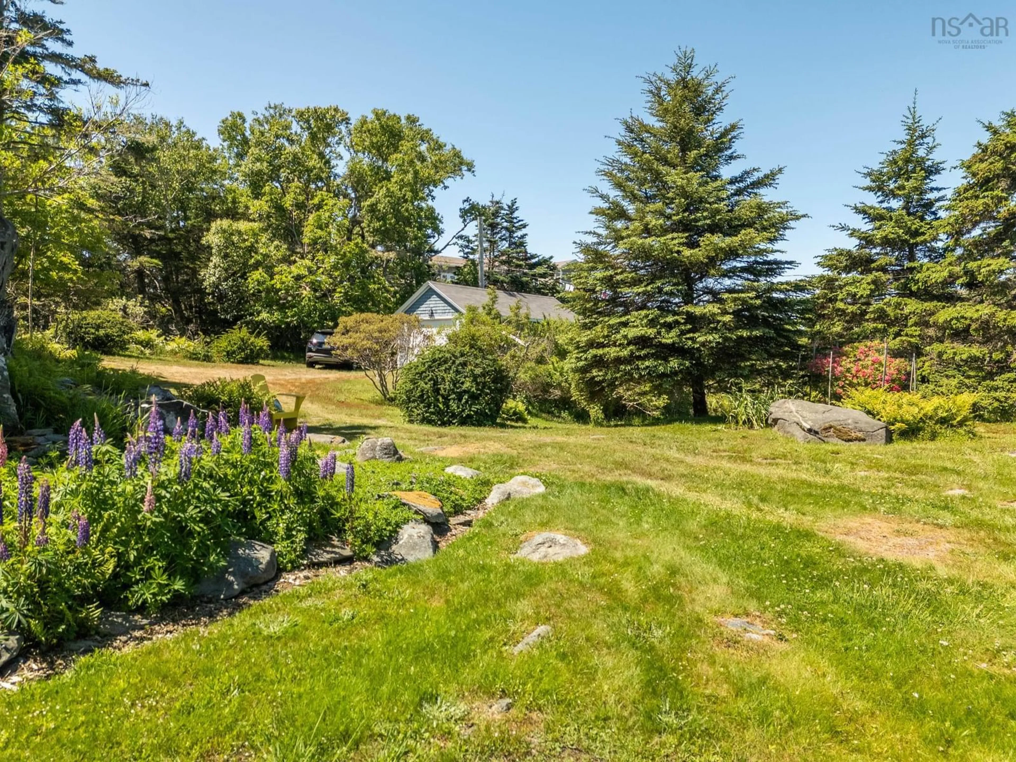 A pic from outside/outdoor area/front of a property/back of a property/a pic from drone, unknown for 1393 Highway 304, Cape Forchu Nova Scotia B5A 5G7