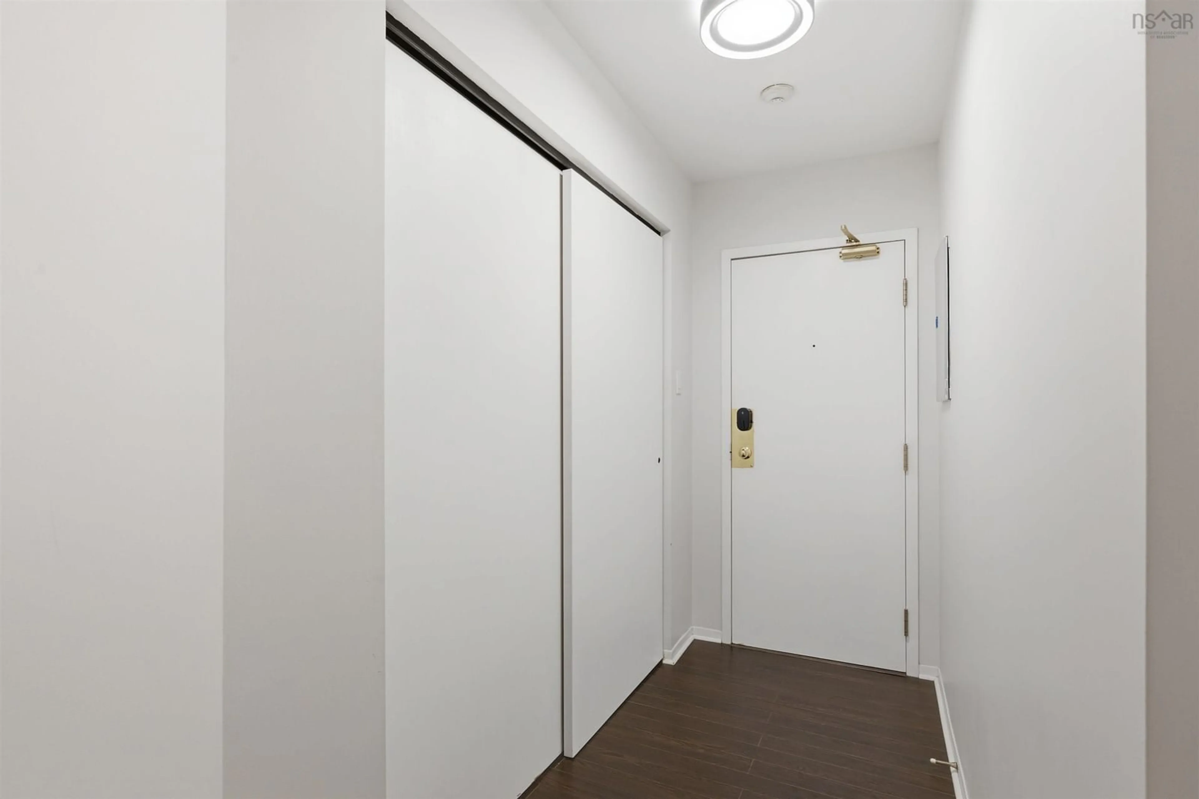 Indoor foyer for 5230 Tobin St #105, Halifax Nova Scotia B3H 1S2
