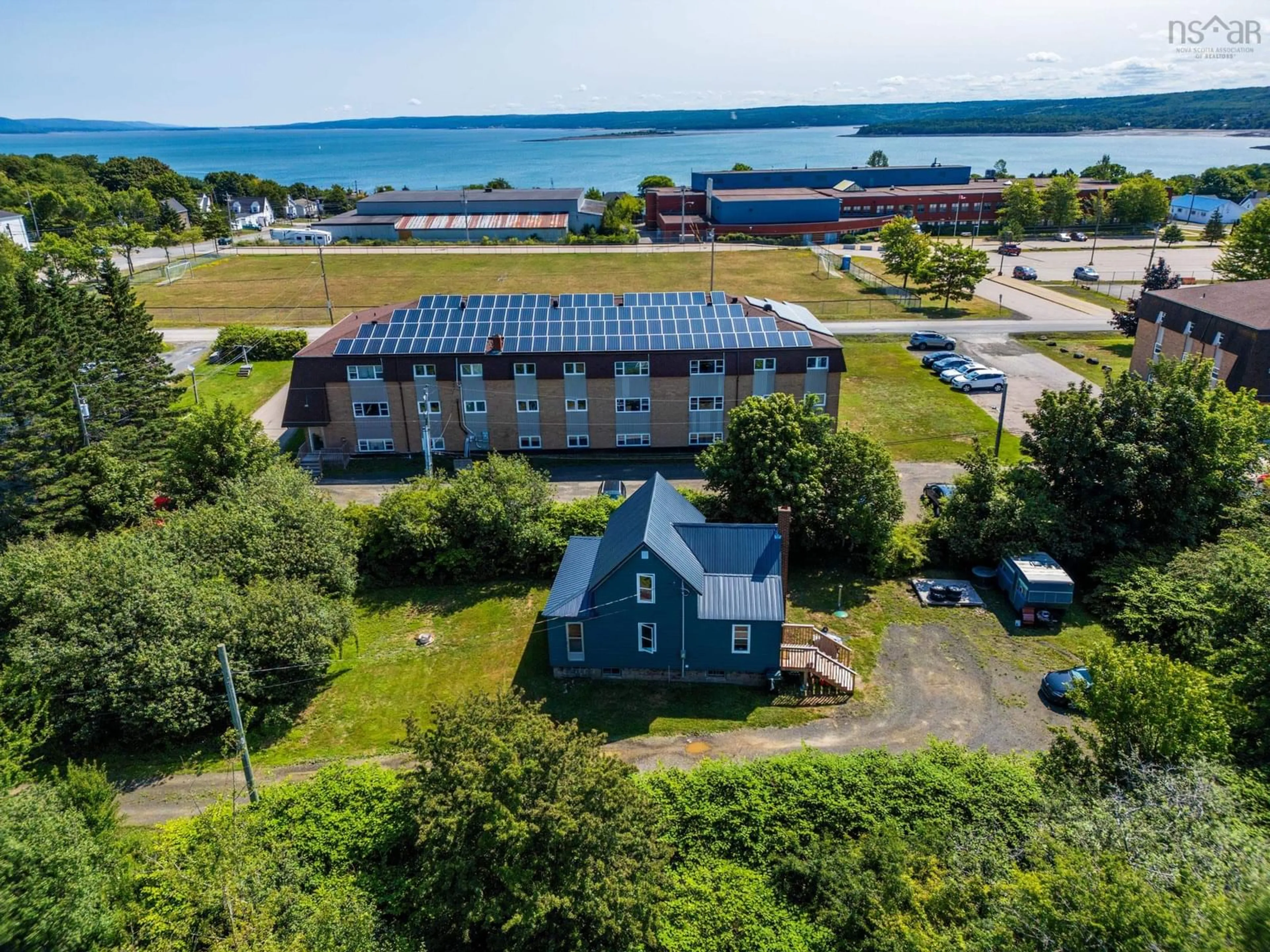 A pic from outside/outdoor area/front of a property/back of a property/a pic from drone, unknown for 69 Church Street, Digby Nova Scotia B0V 1A0