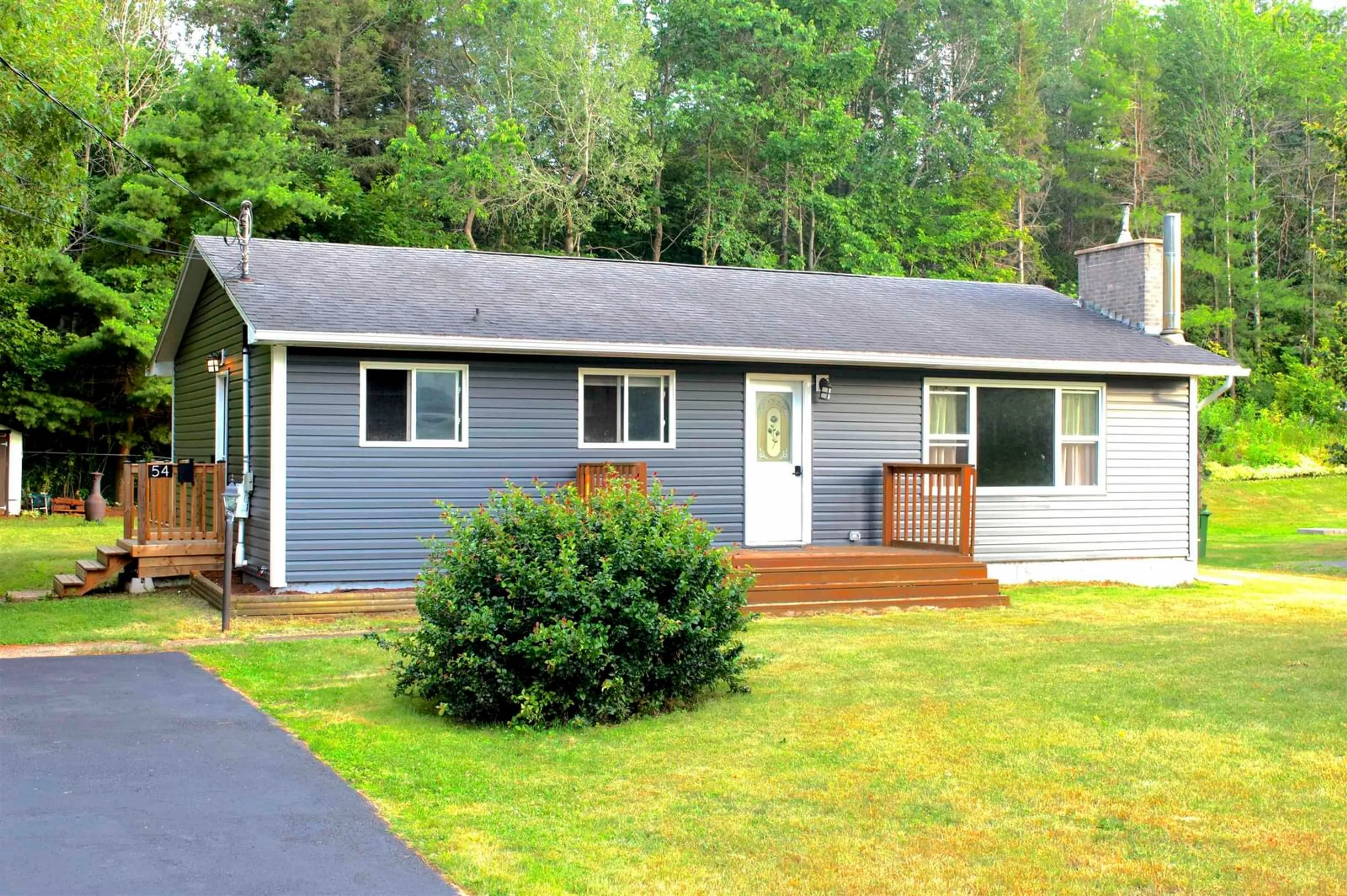 Home with vinyl exterior material, unknown for 54 Milne Ave, New Minas Nova Scotia B4N 3Z5