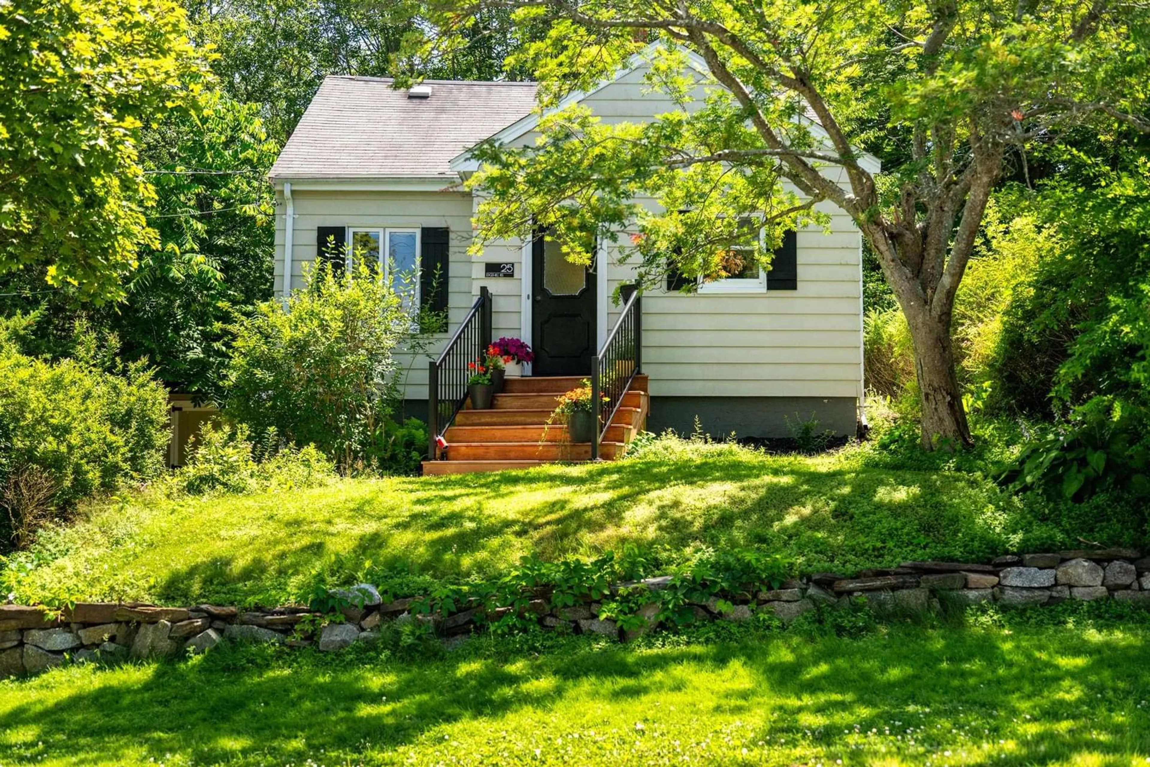 Home with vinyl exterior material, street for 25 Edgehill Rd, Halifax Nova Scotia B3N 1G5