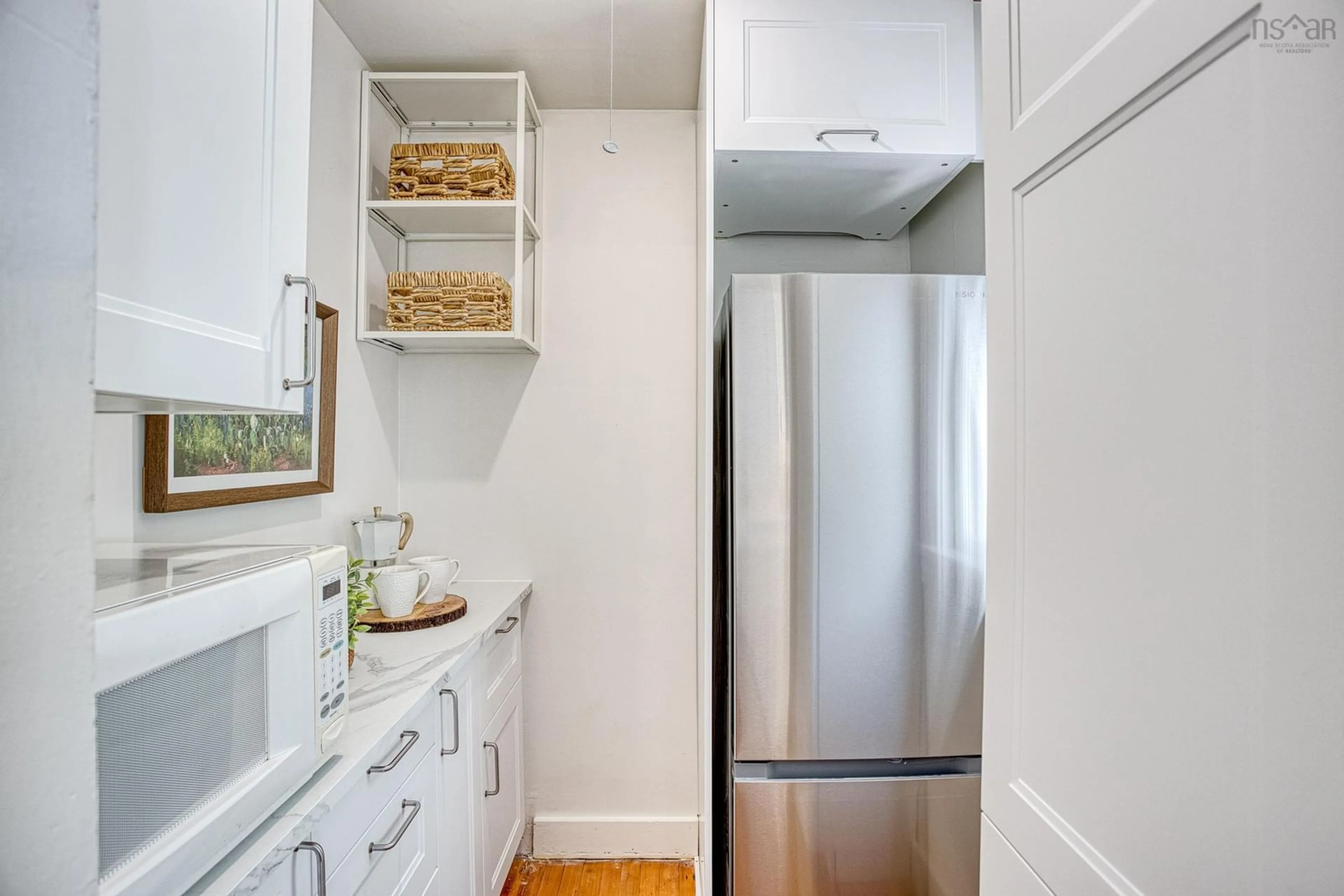 Standard kitchen, ceramic/tile floor for 19/21 Knollwood Lane, Halifax Nova Scotia B3N 0C9