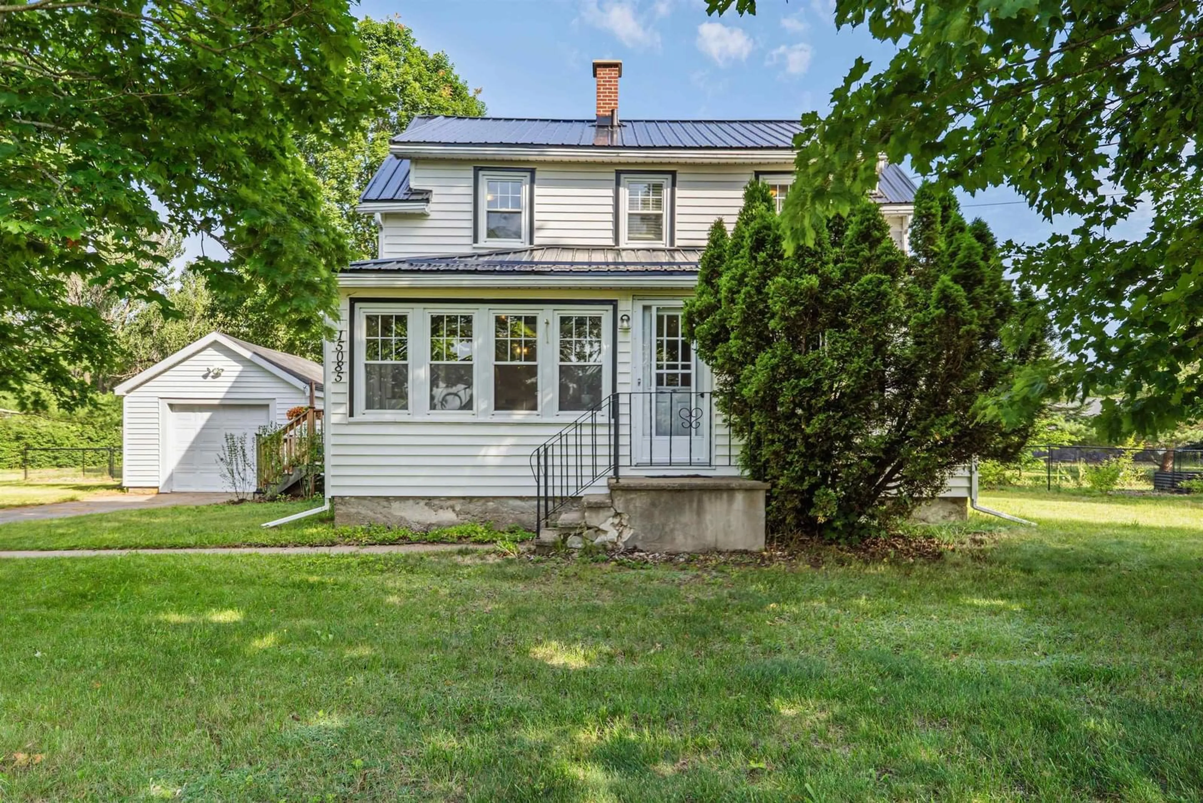 Home with vinyl exterior material, street for 15085 Highway 1, Wilmot Nova Scotia B0P 1W0