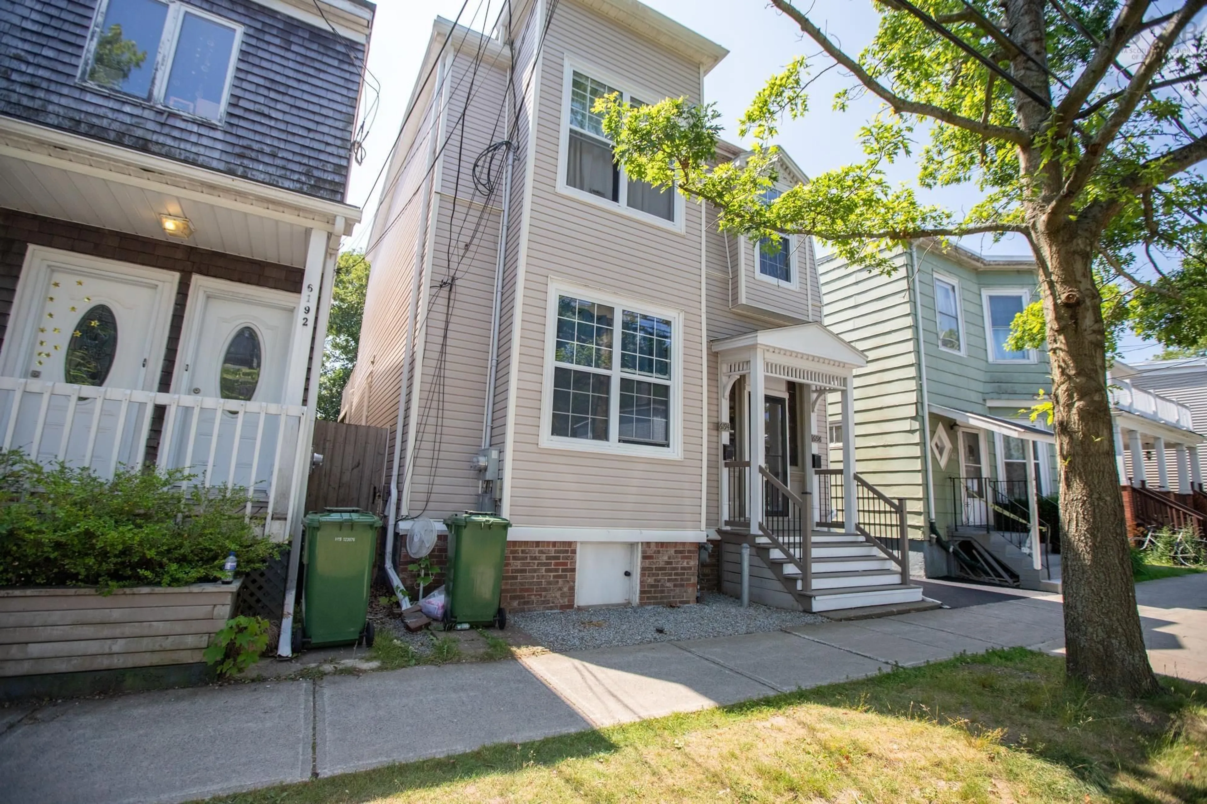 Home with vinyl exterior material, street for 6194-6196 Allan St, Halifax Peninsula Nova Scotia B3L 1G6