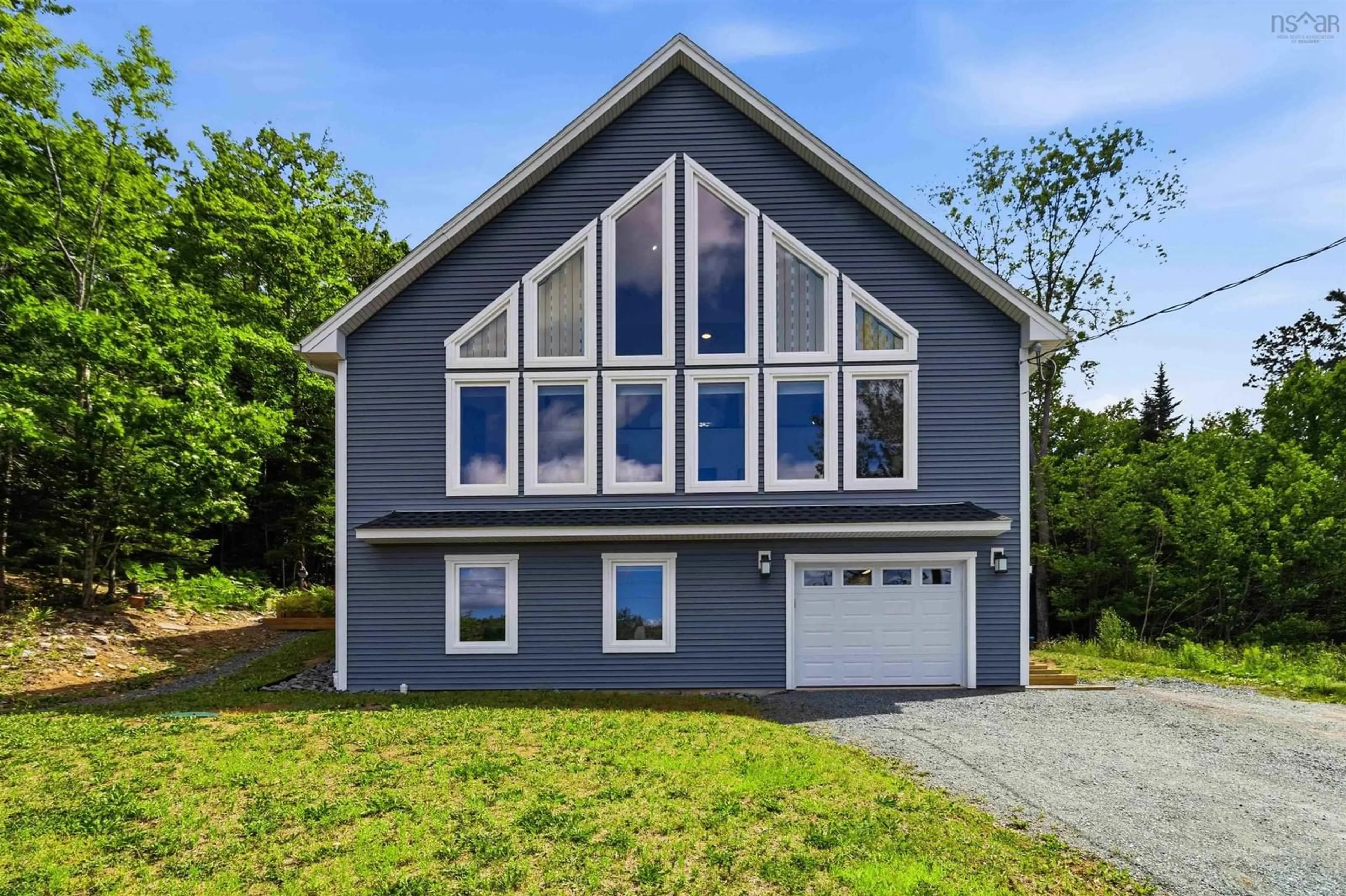 Home with vinyl exterior material, building for 4040 Highway 2, Fletchers Lake Nova Scotia B2T 1A3