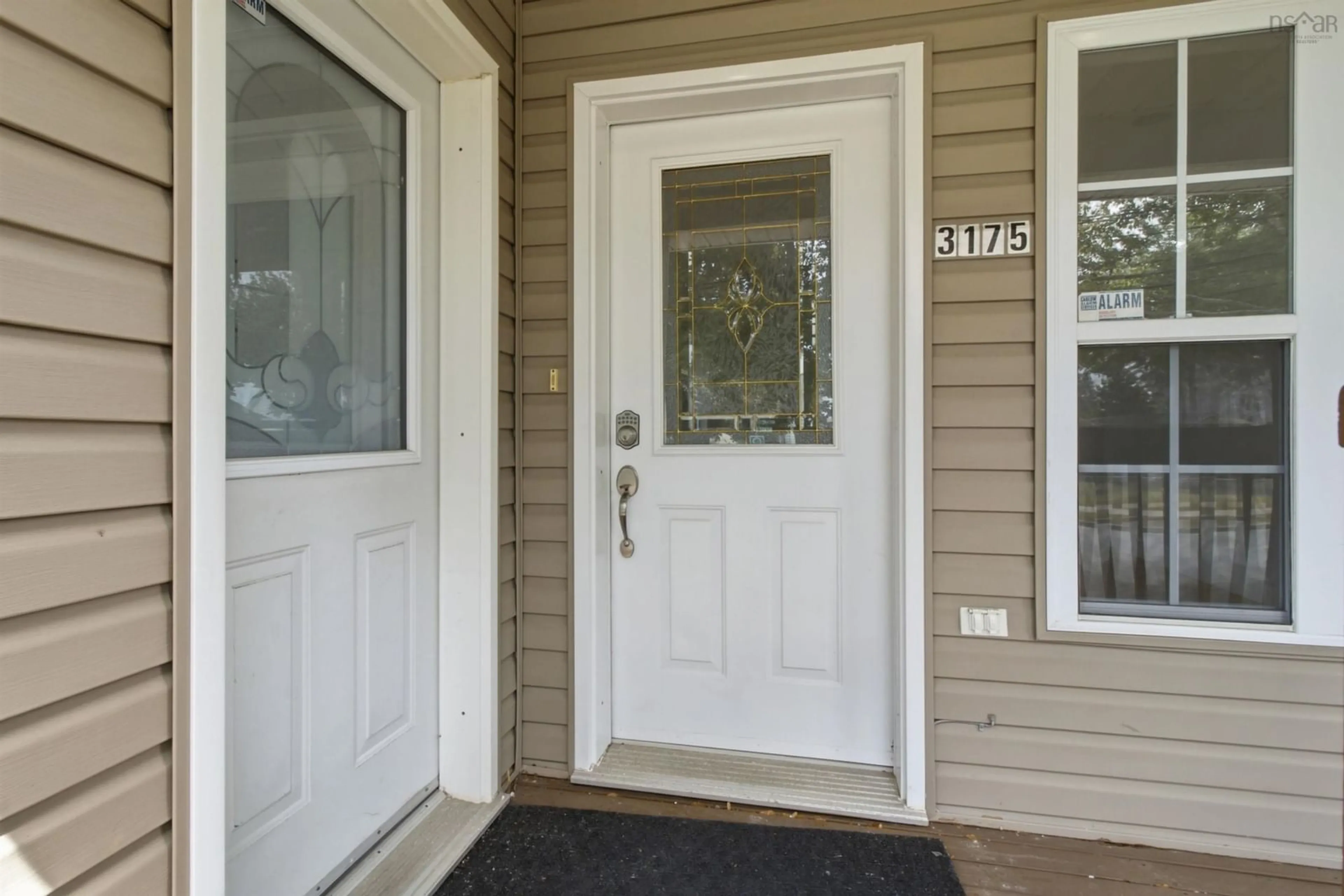 Indoor entryway for 3175 Micmac Street St, Halifax Nova Scotia B3L 3W3
