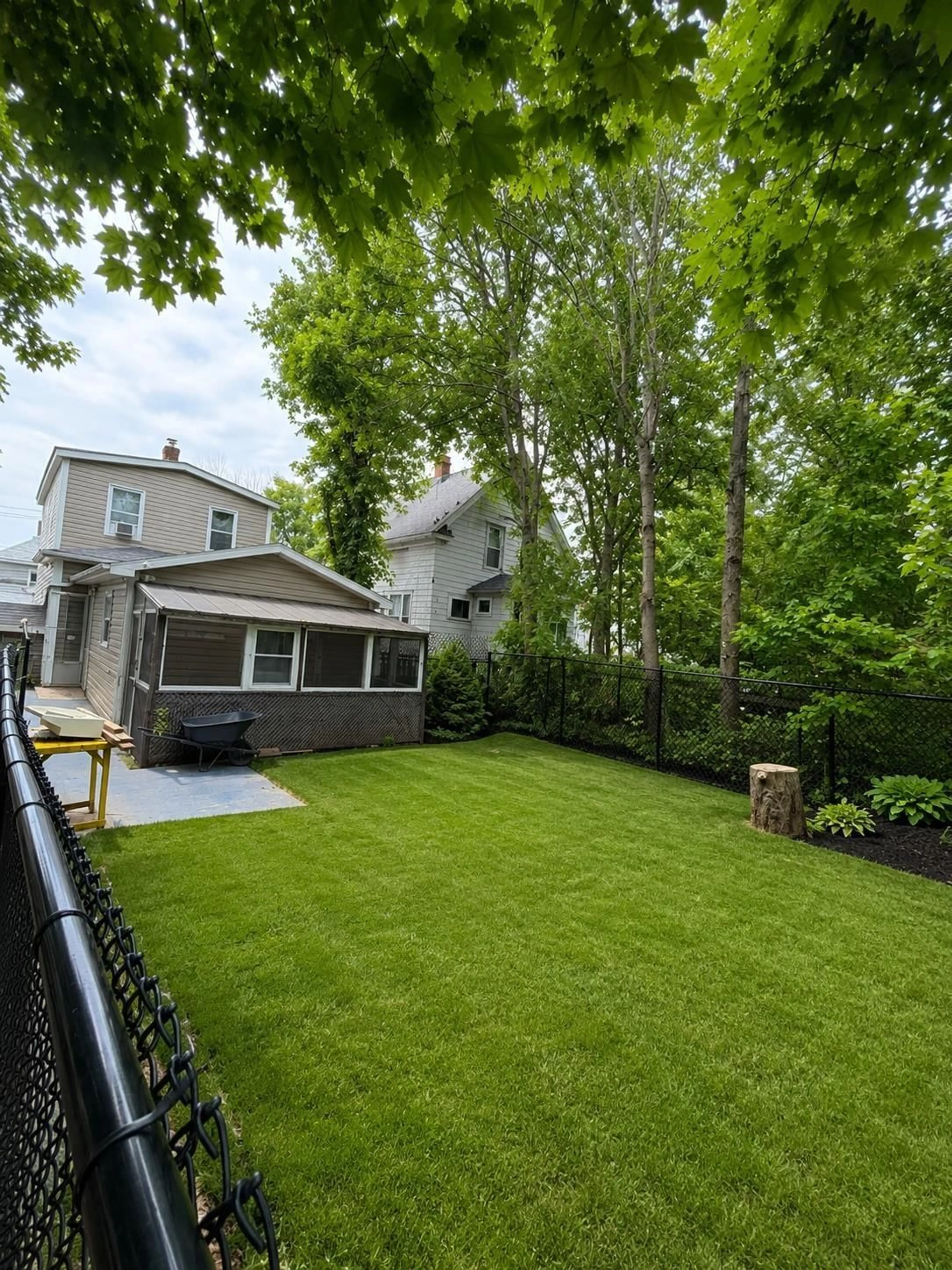 Patio, street for 376 Townsend St, Sydney Nova Scotia B1P 5G4