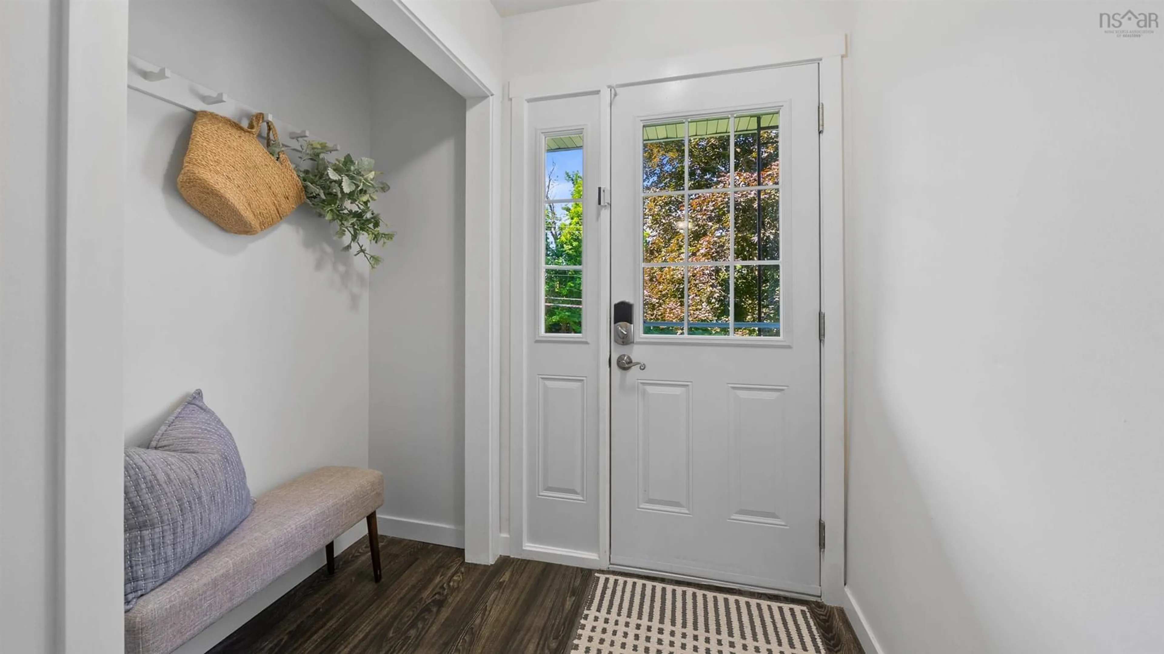 Indoor entryway for 2132 Waverley Rd, Waverley Nova Scotia B2R 1Y9
