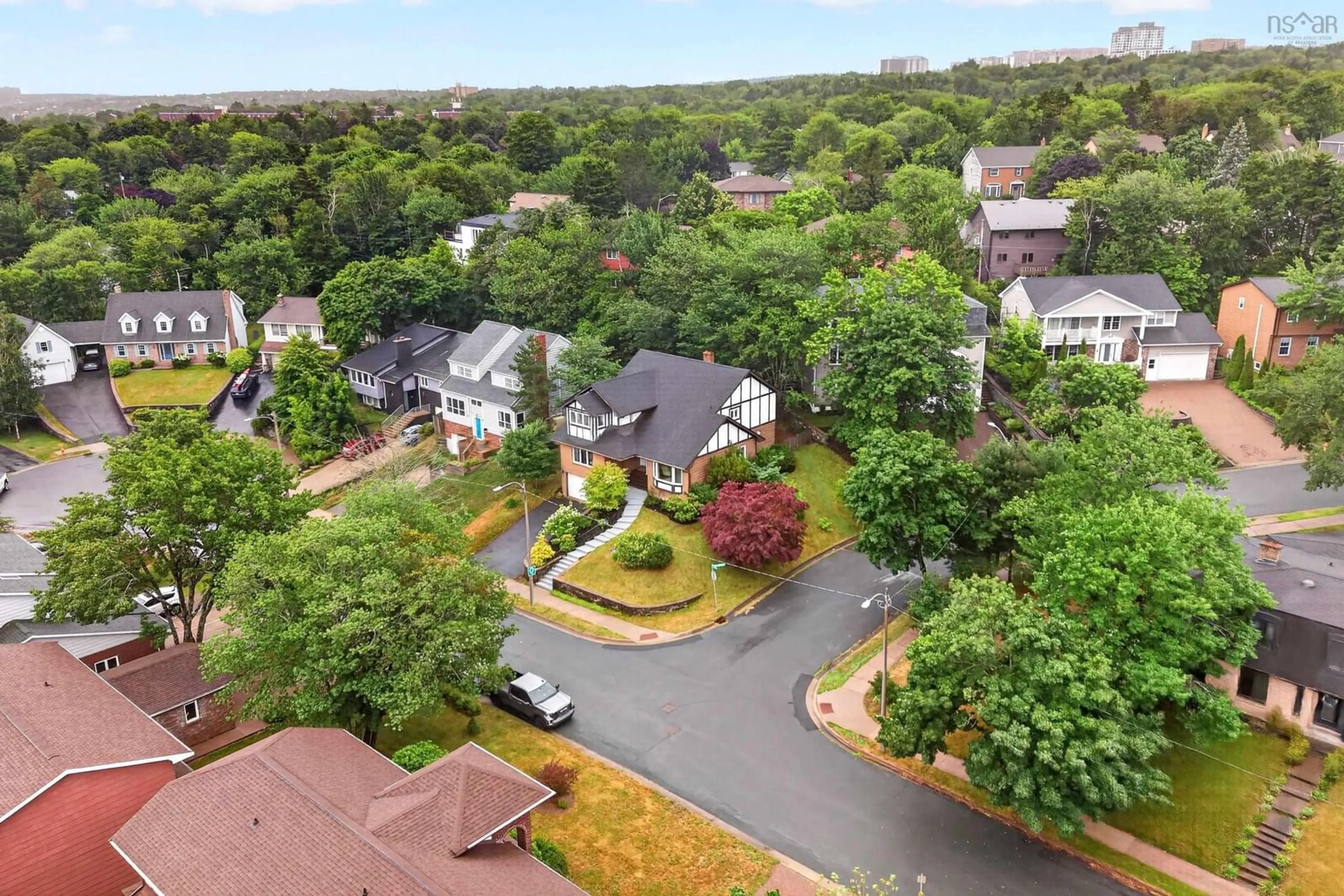 A pic from outside/outdoor area/front of a property/back of a property/a pic from drone, street for 3 Trillium Terr, Clayton Park Nova Scotia B3M 3P5