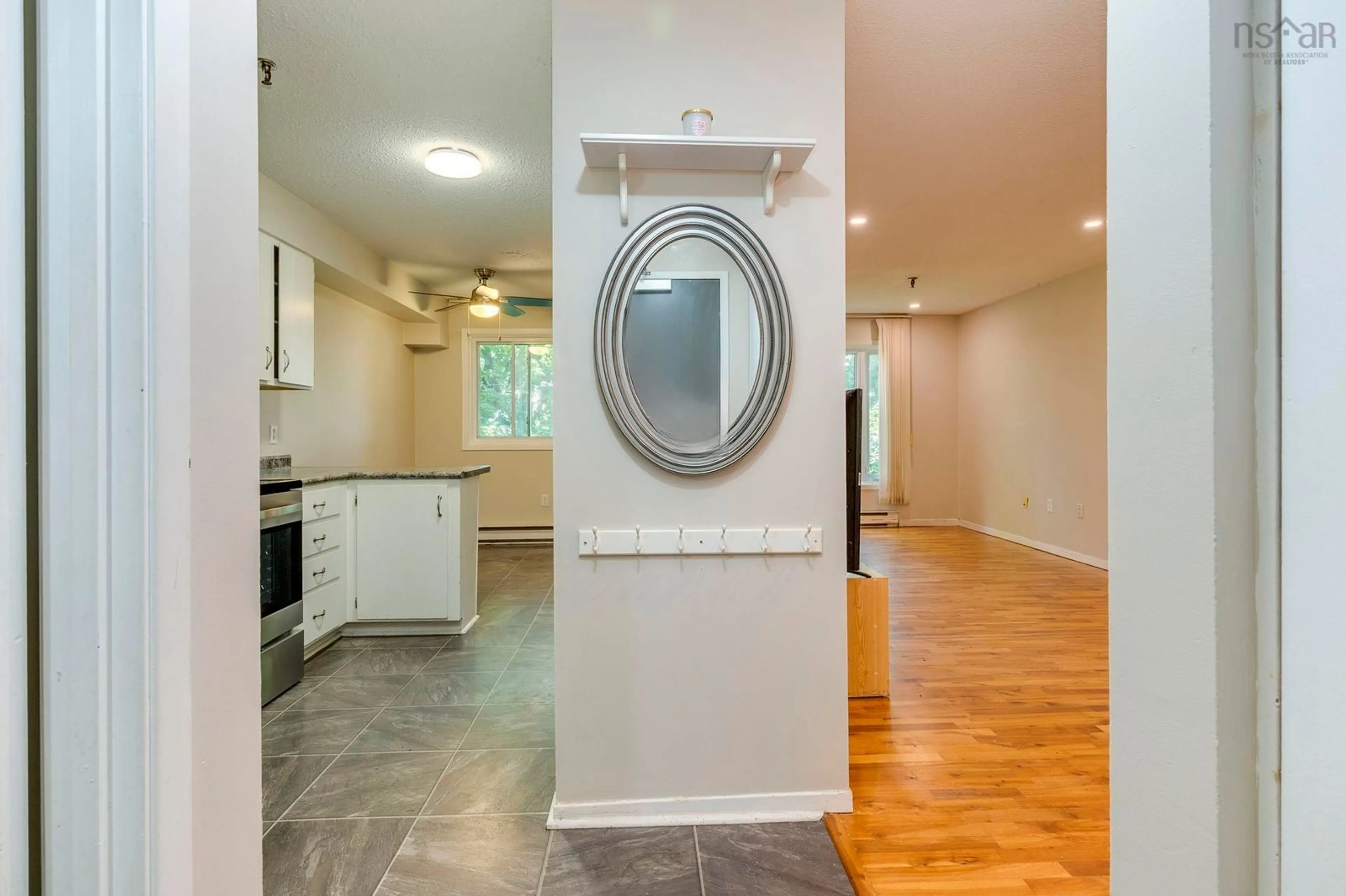 Indoor entryway for 2080 Quingate Place ##212, Halifax Nova Scotia B3L 4R9