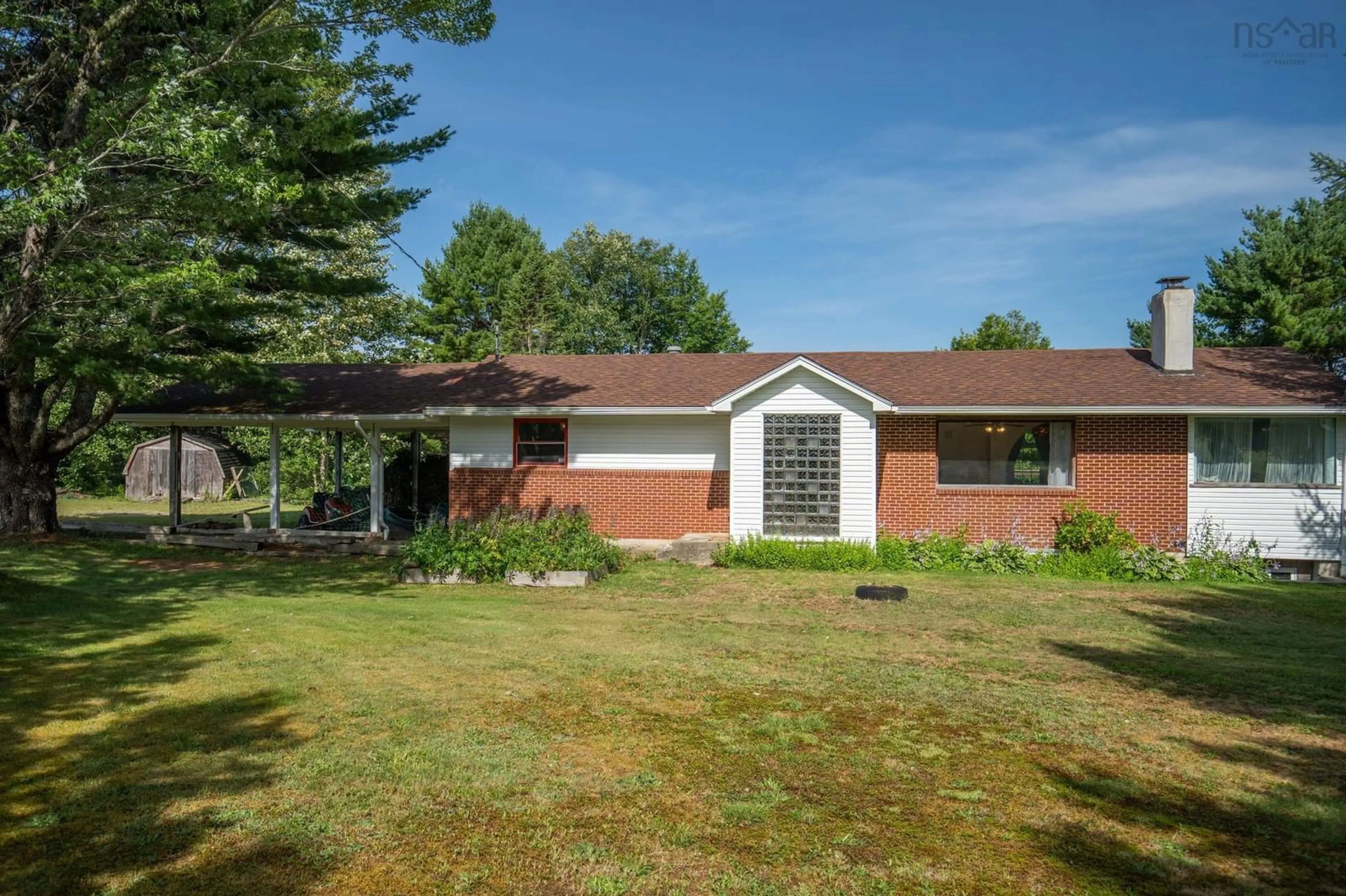Home with brick exterior material, unknown for 2357 Highway 203 East Kemptville, East Kemptville Nova Scotia B5A 5P5