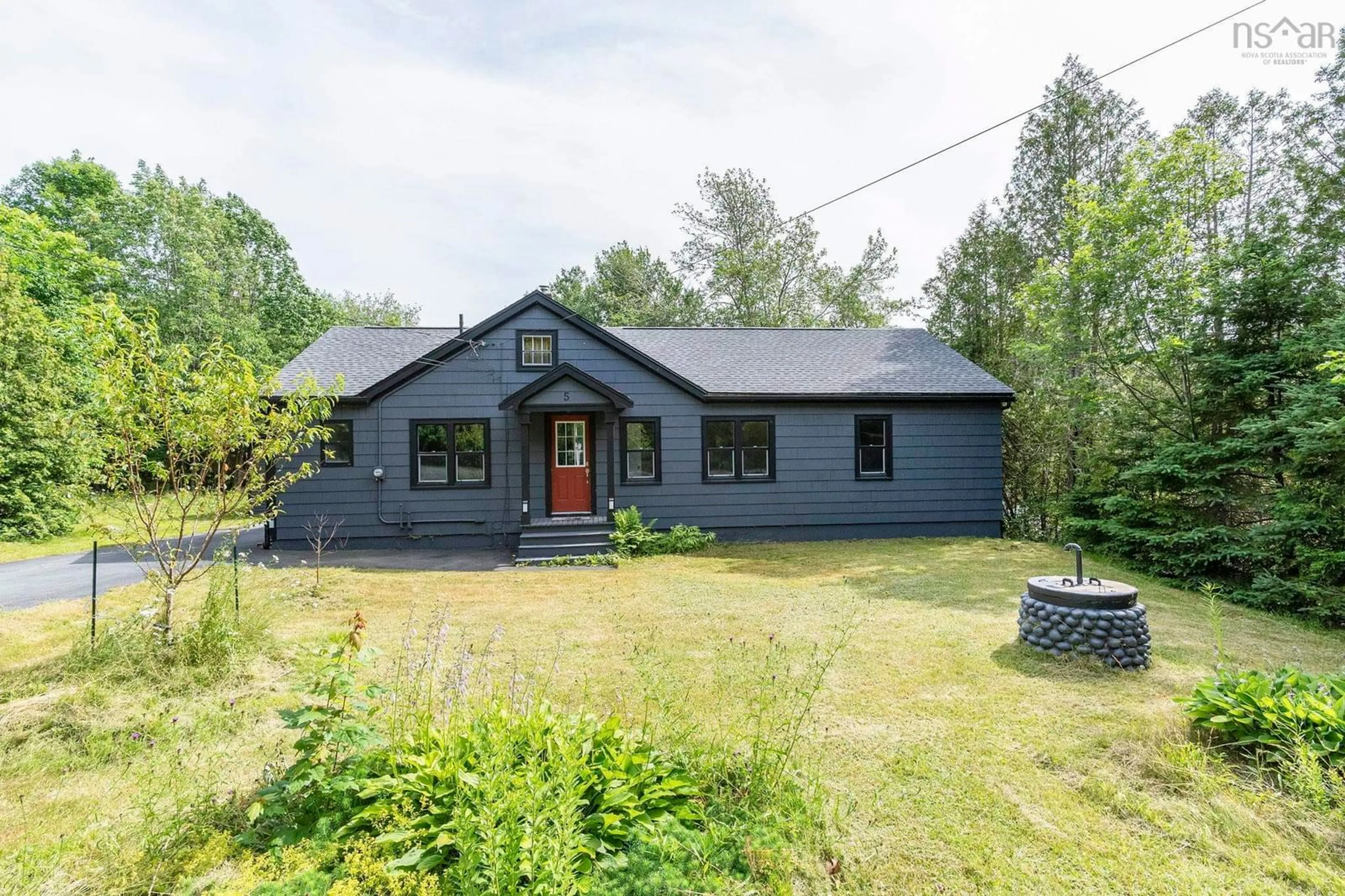 A pic from outside/outdoor area/front of a property/back of a property/a pic from drone, building for 5 Hubley Mill Lake Rd, Upper Tantallon Nova Scotia B3Z 1E7