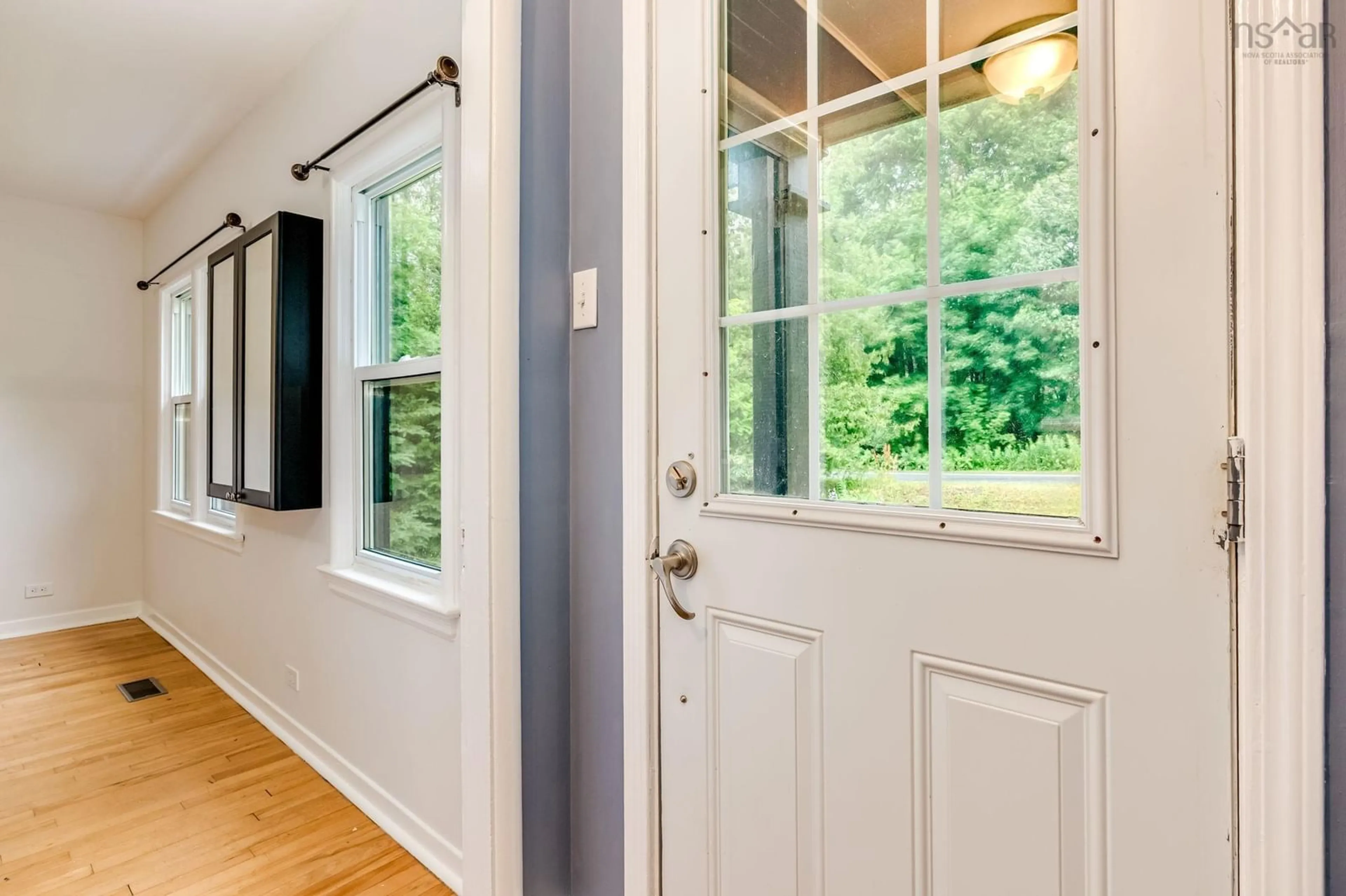 Indoor entryway for 5 Hubley Mill Lake Rd, Upper Tantallon Nova Scotia B3Z 1E7