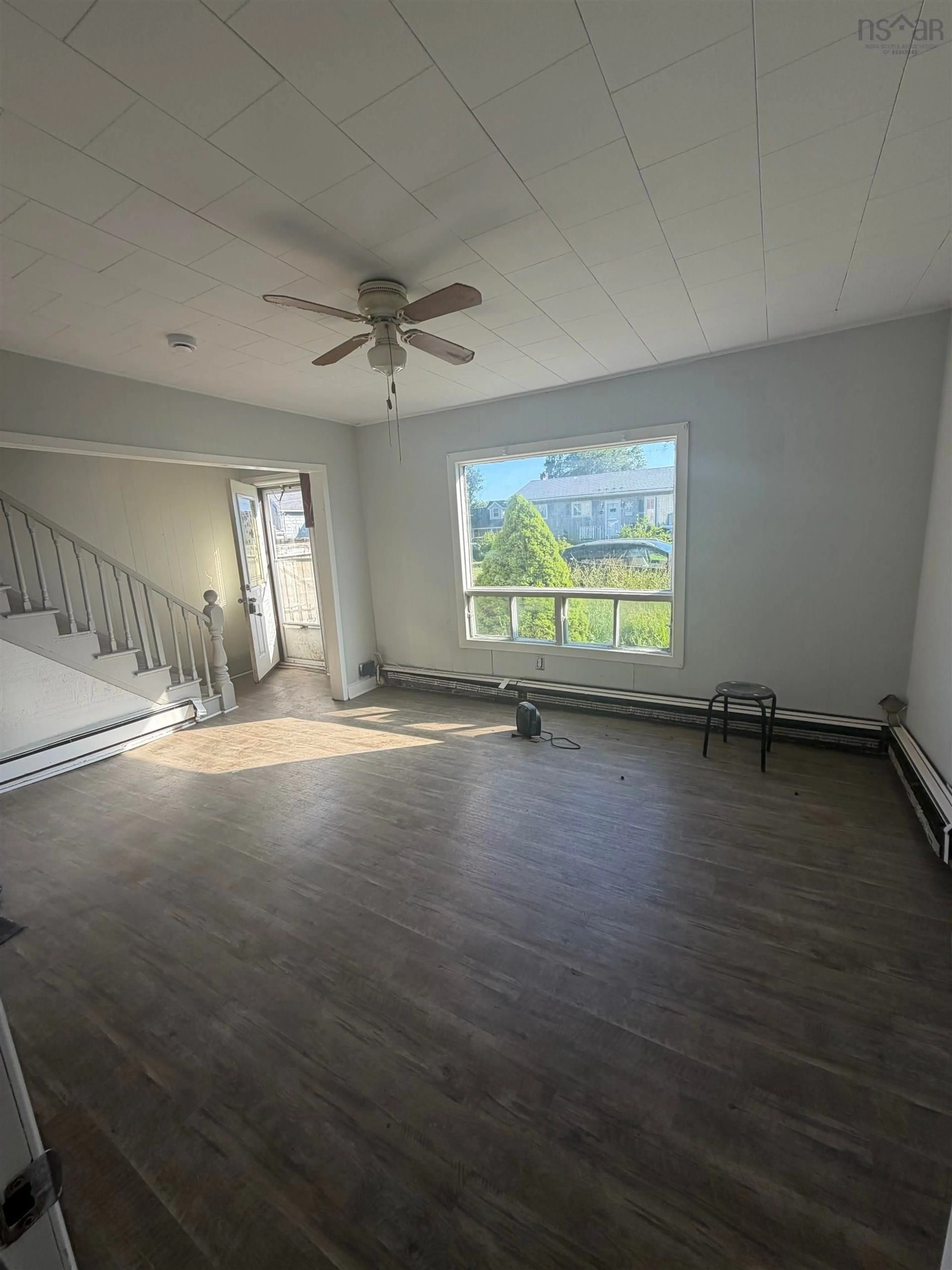 A pic of a room for 14 Oxford Ave, Sydney Mines Nova Scotia B1V 2H9