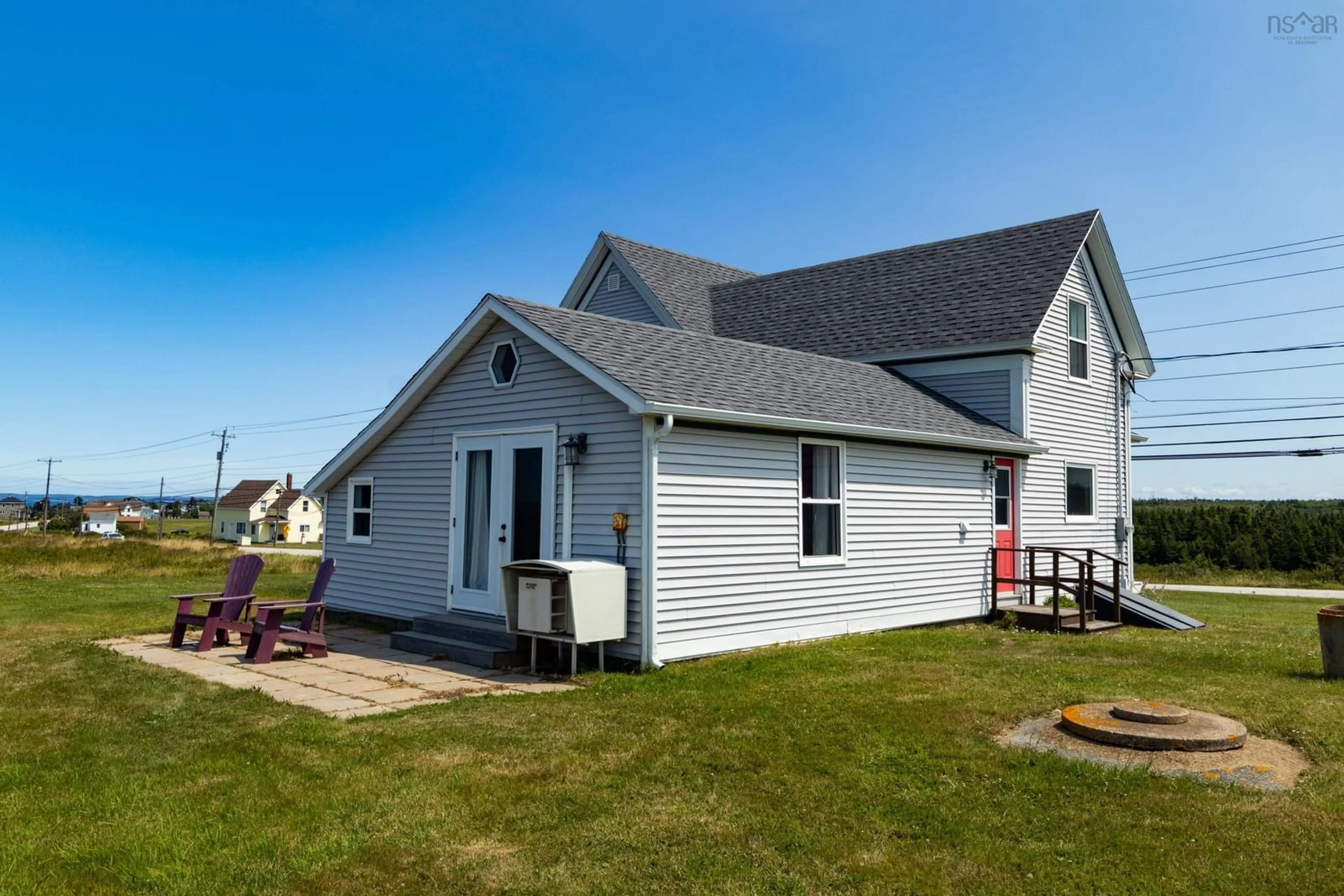 Home with vinyl exterior material, unknown for 10345 Highway 1, Saulnierville Nova Scotia B0W 2Z0