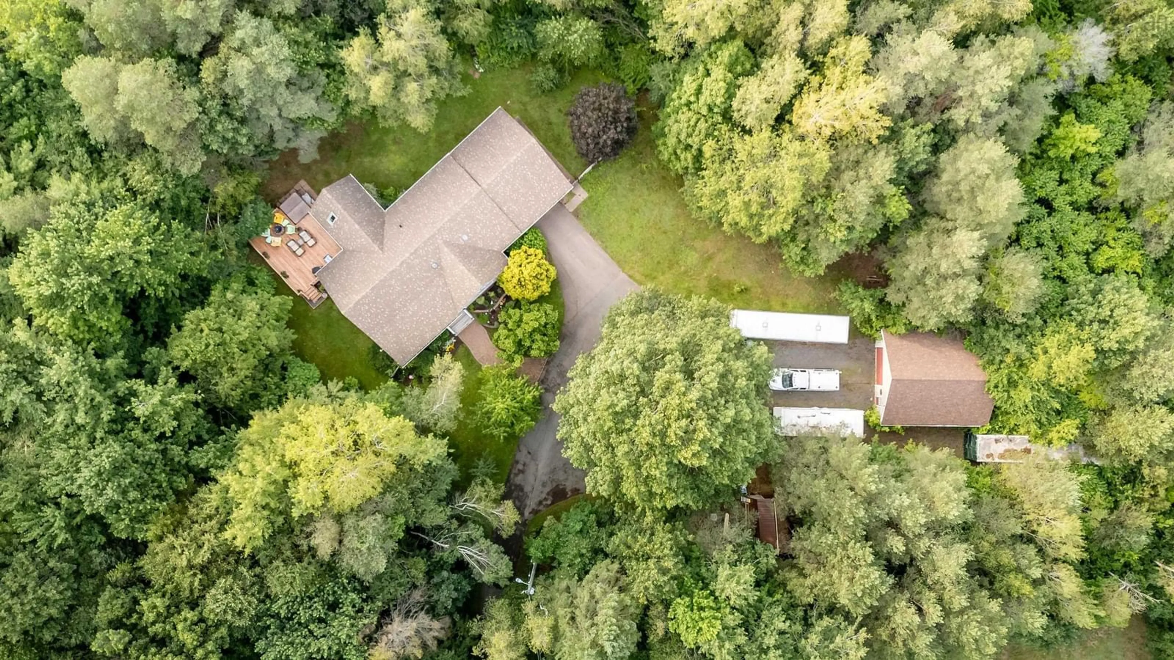 A pic from outside/outdoor area/front of a property/back of a property/a pic from drone, forest/trees view for 138 South St, Berwick Nova Scotia B0P 1E0
