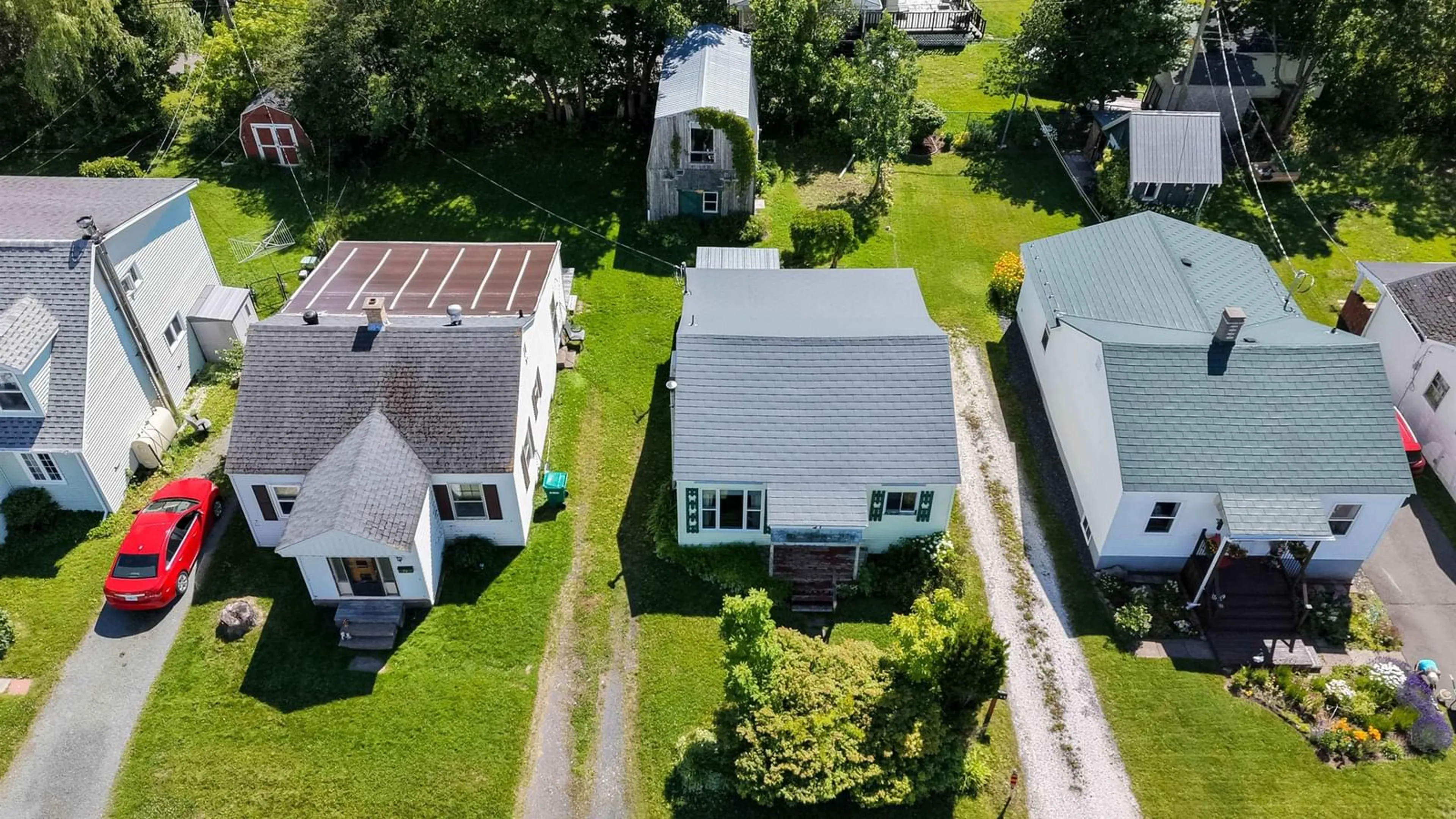A pic from outside/outdoor area/front of a property/back of a property/a pic from drone, street for 27 Highland Dr, New Glasgow Nova Scotia B2H 4C3