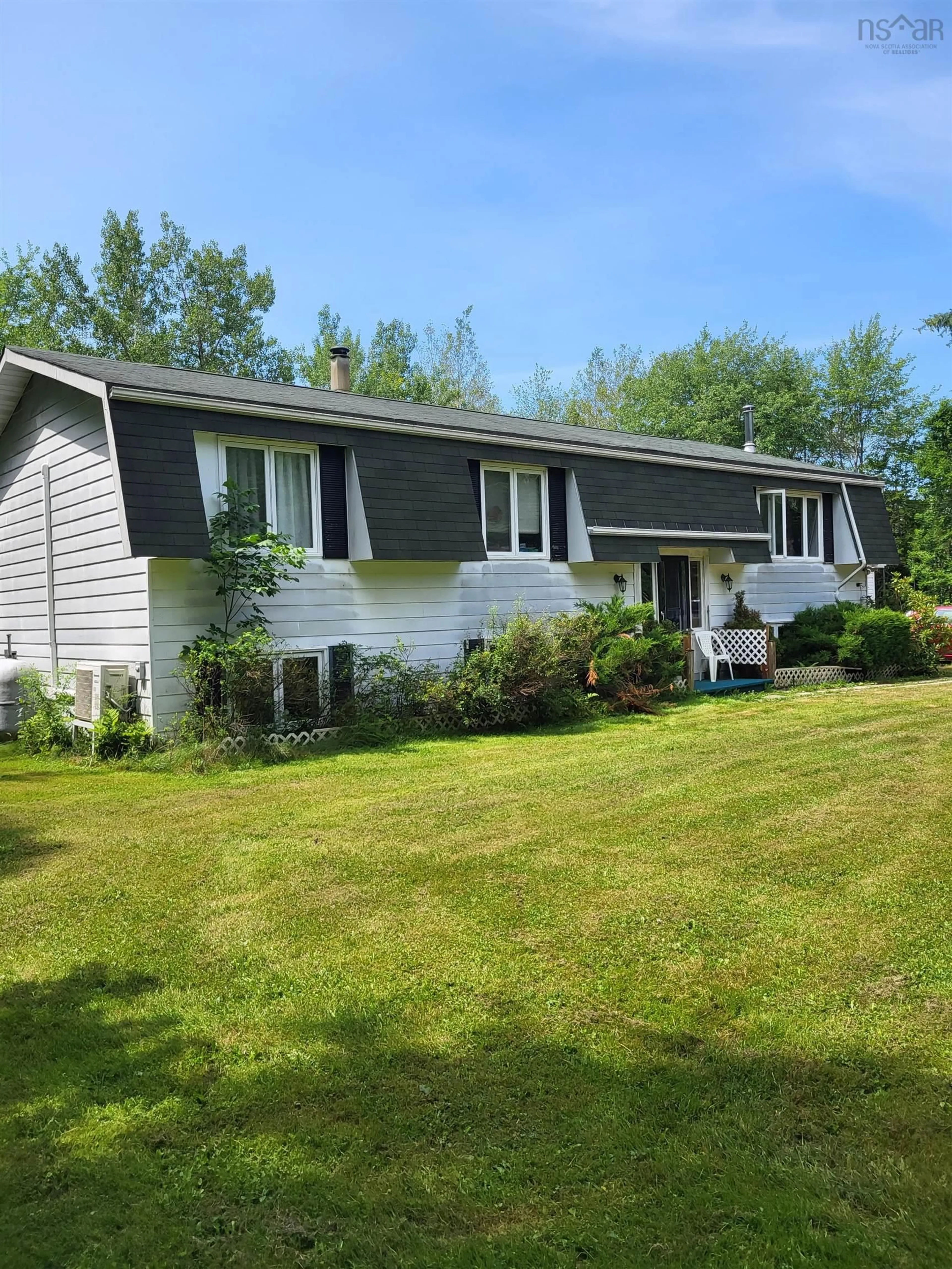 Home with vinyl exterior material, unknown for 278 St. Andrew's River Rd, Shubenacadie East Nova Scotia B0N 2H0