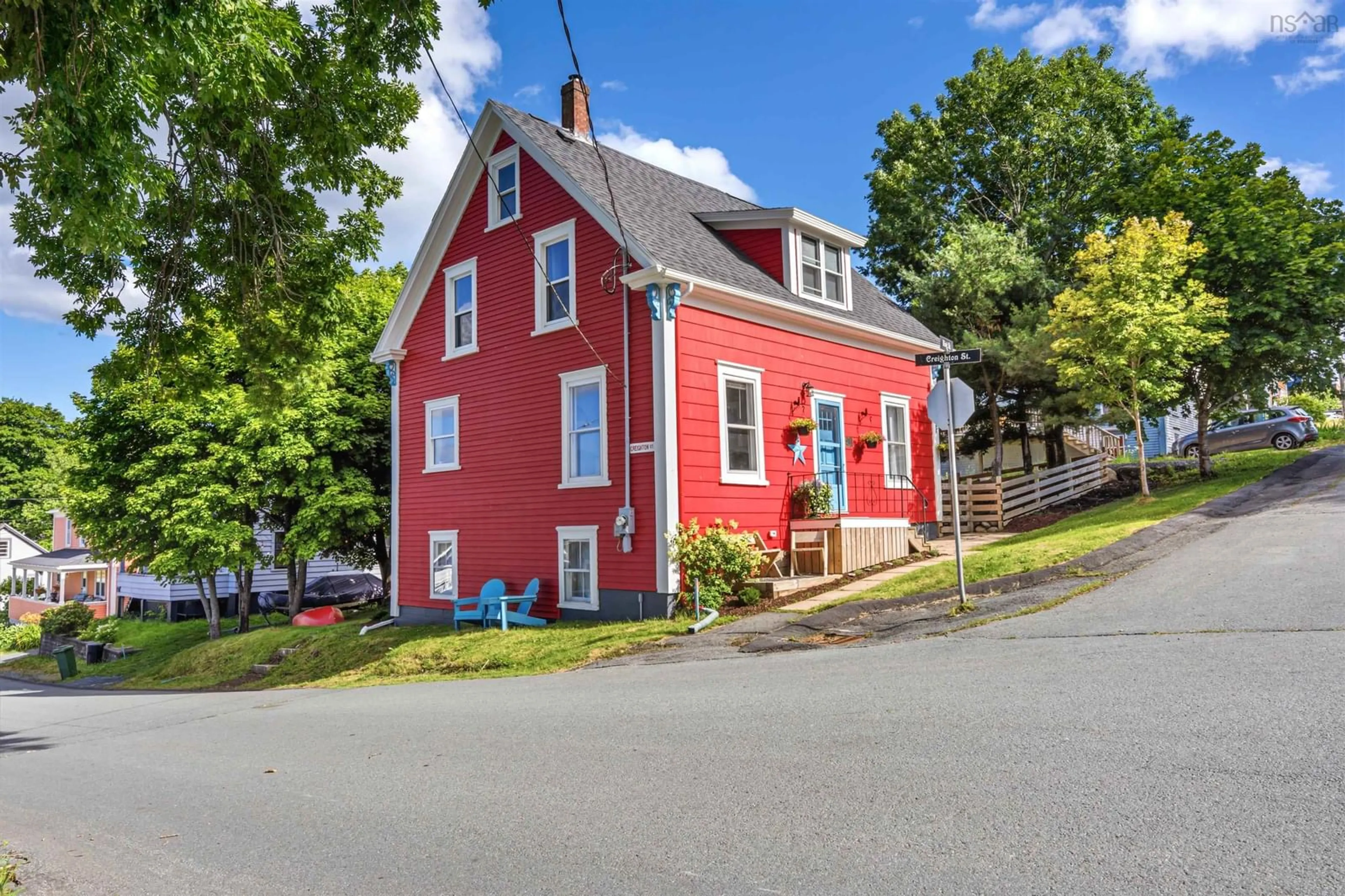 Unknown for 94 King St, Lunenburg Nova Scotia B0J 2C0