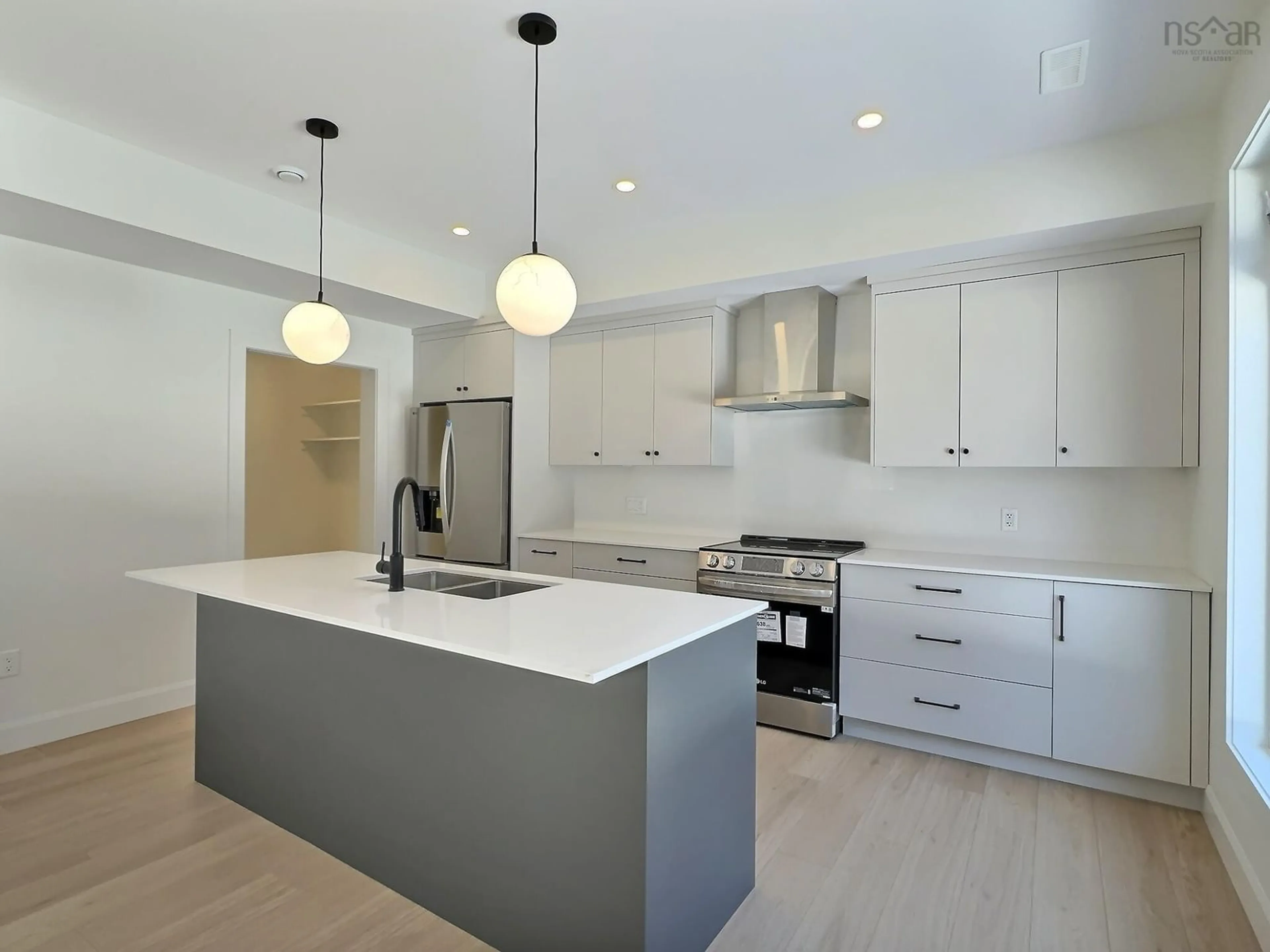 Contemporary kitchen, unknown for 26 Ashford Crt, Valley Nova Scotia B6L 0E6