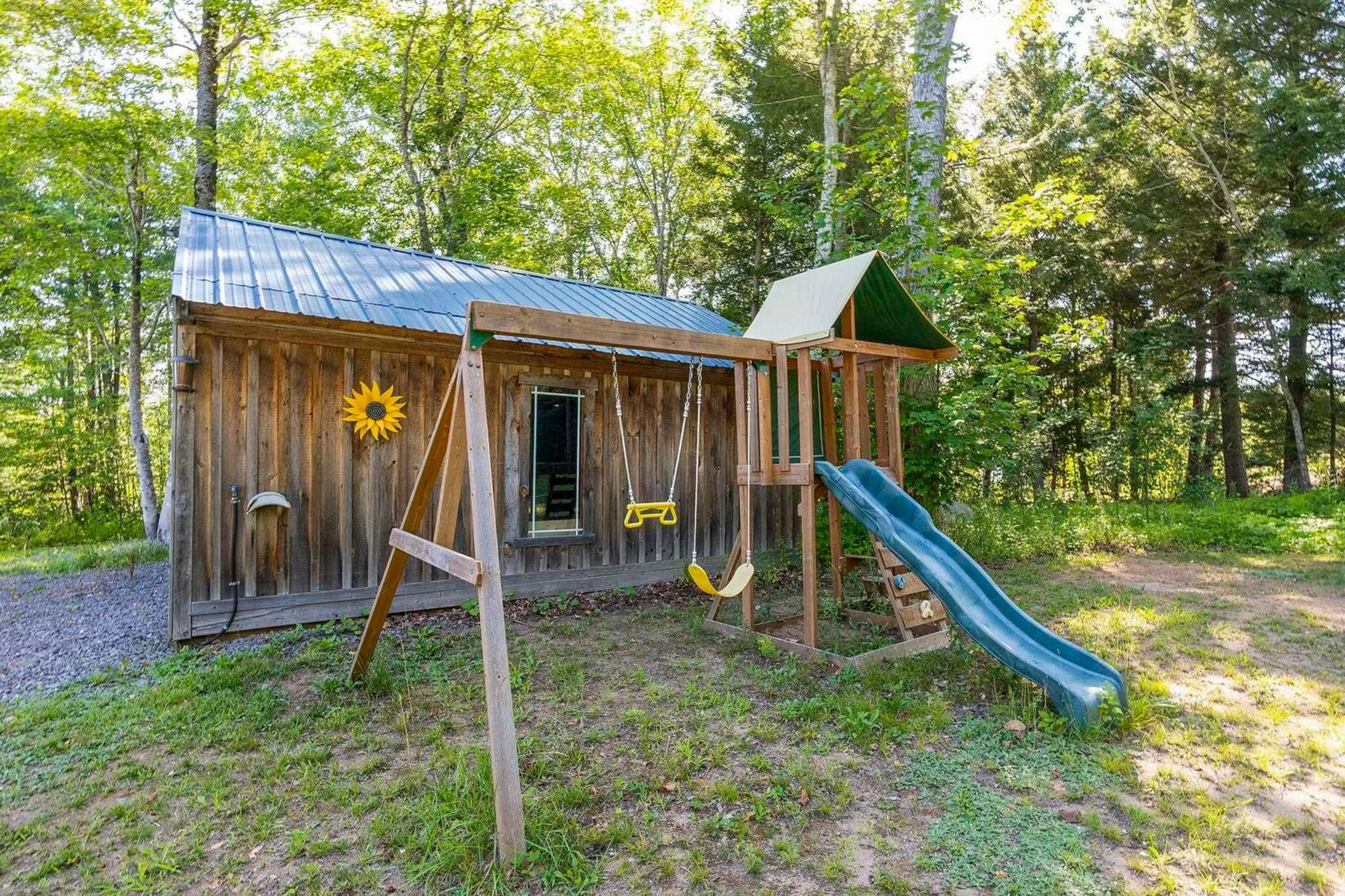 Shed for 1052 Meadowvale Rd, East Tremont Nova Scotia B0P 1R0