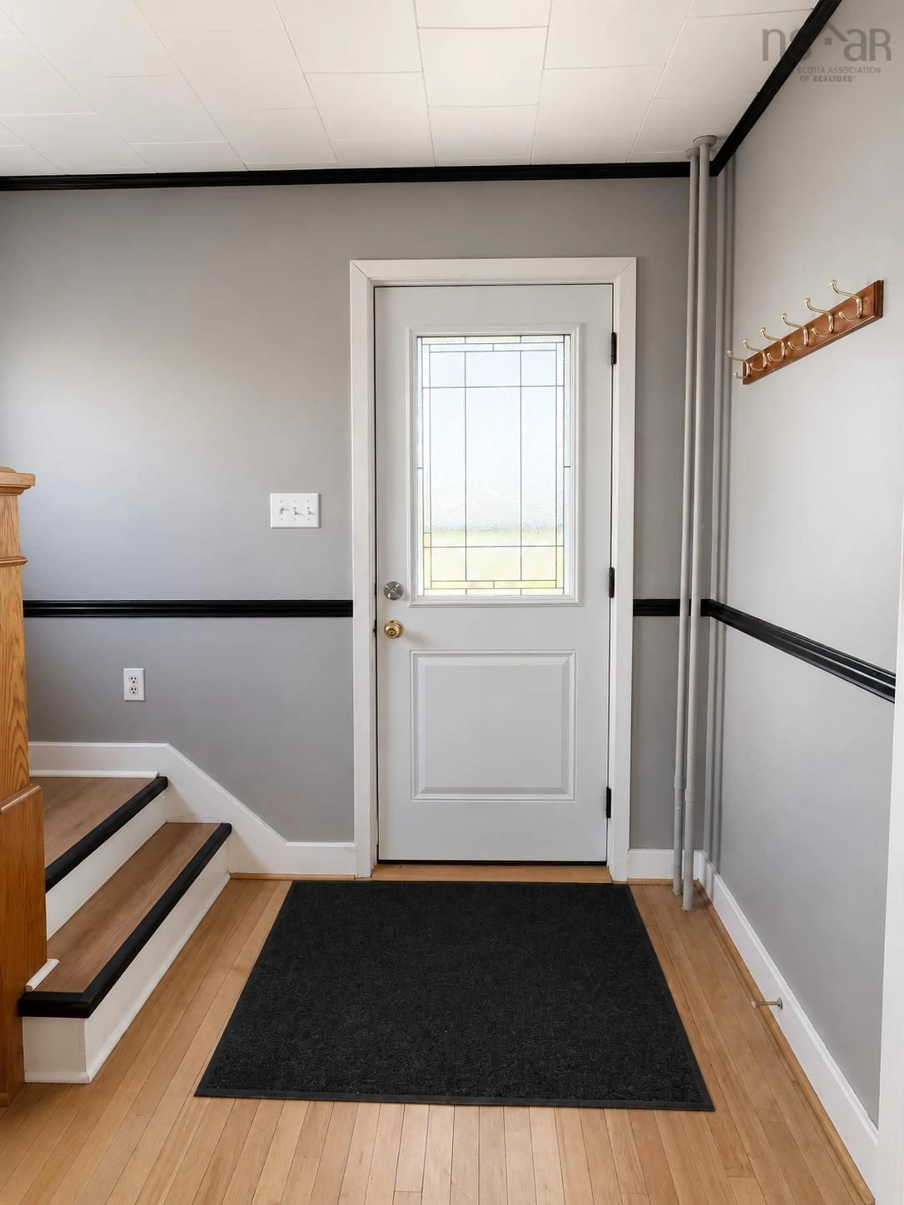 Indoor entryway for 5354 Union Hwy, River Ryan Nova Scotia B1H 1B2