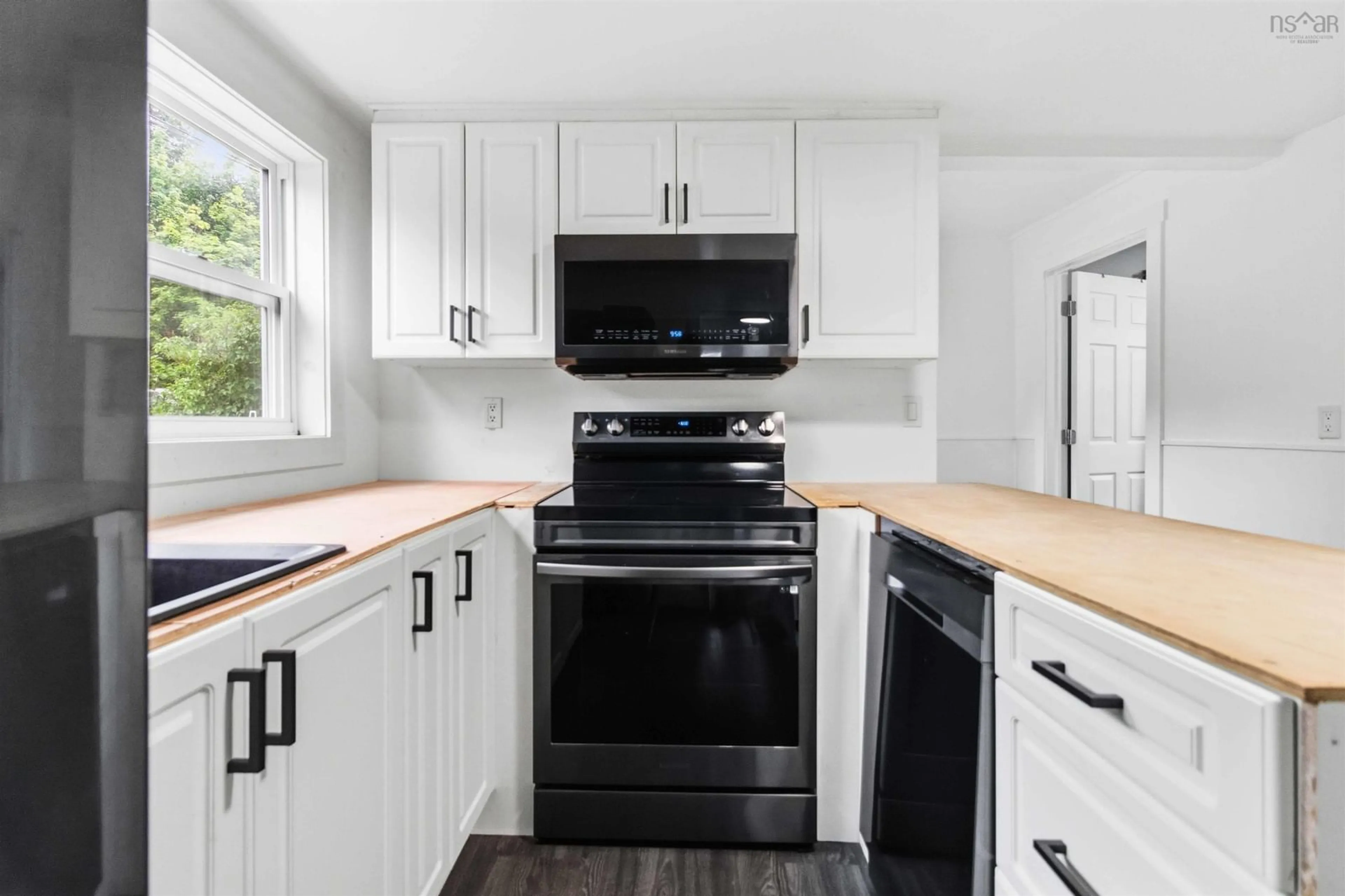Standard kitchen, unknown for 7 Eisenhauer Lane, Bridgewater Nova Scotia B4V 2P9
