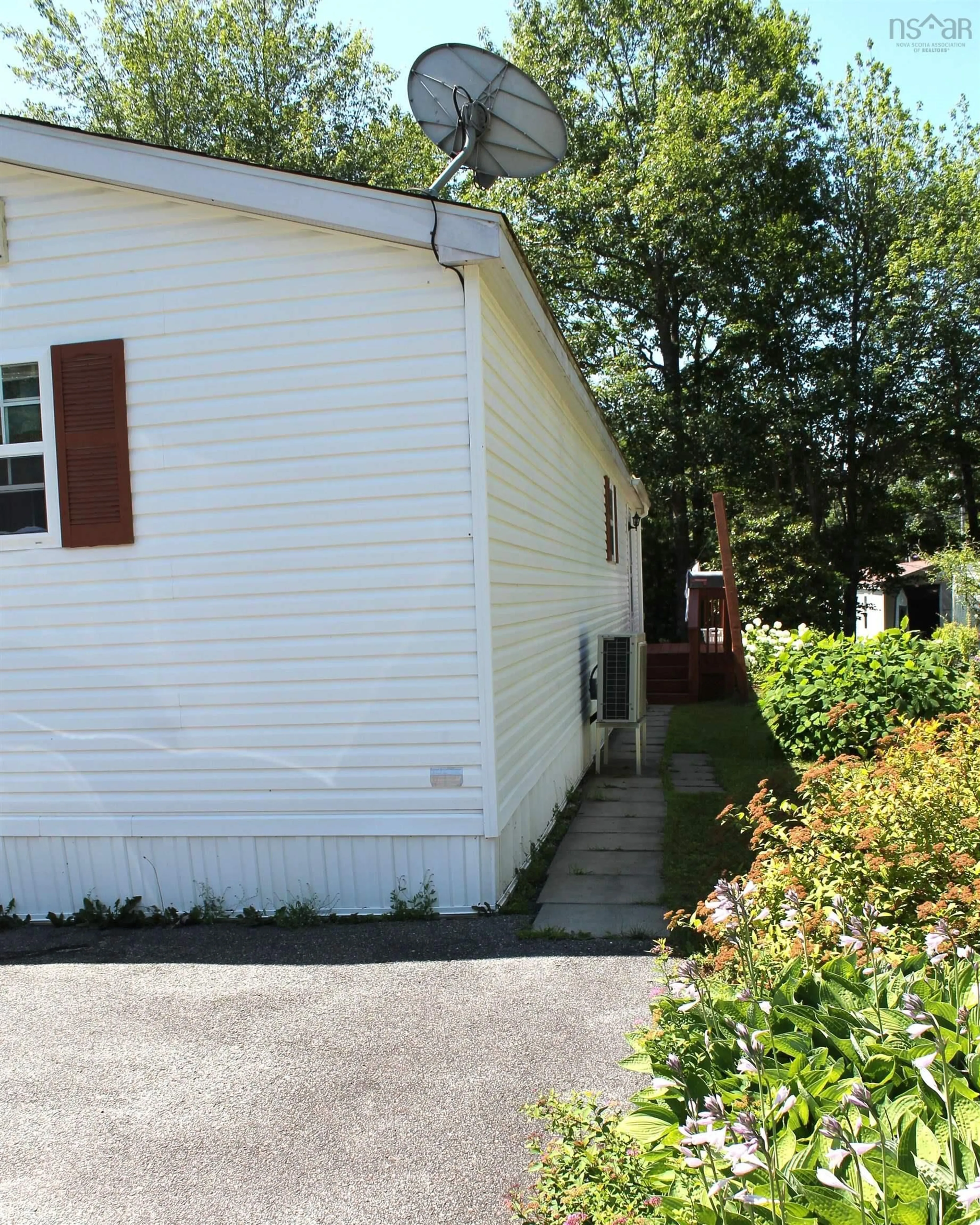 Home with vinyl exterior material, street for 5 Covey St, Bridgewater Nova Scotia B4V 4B9