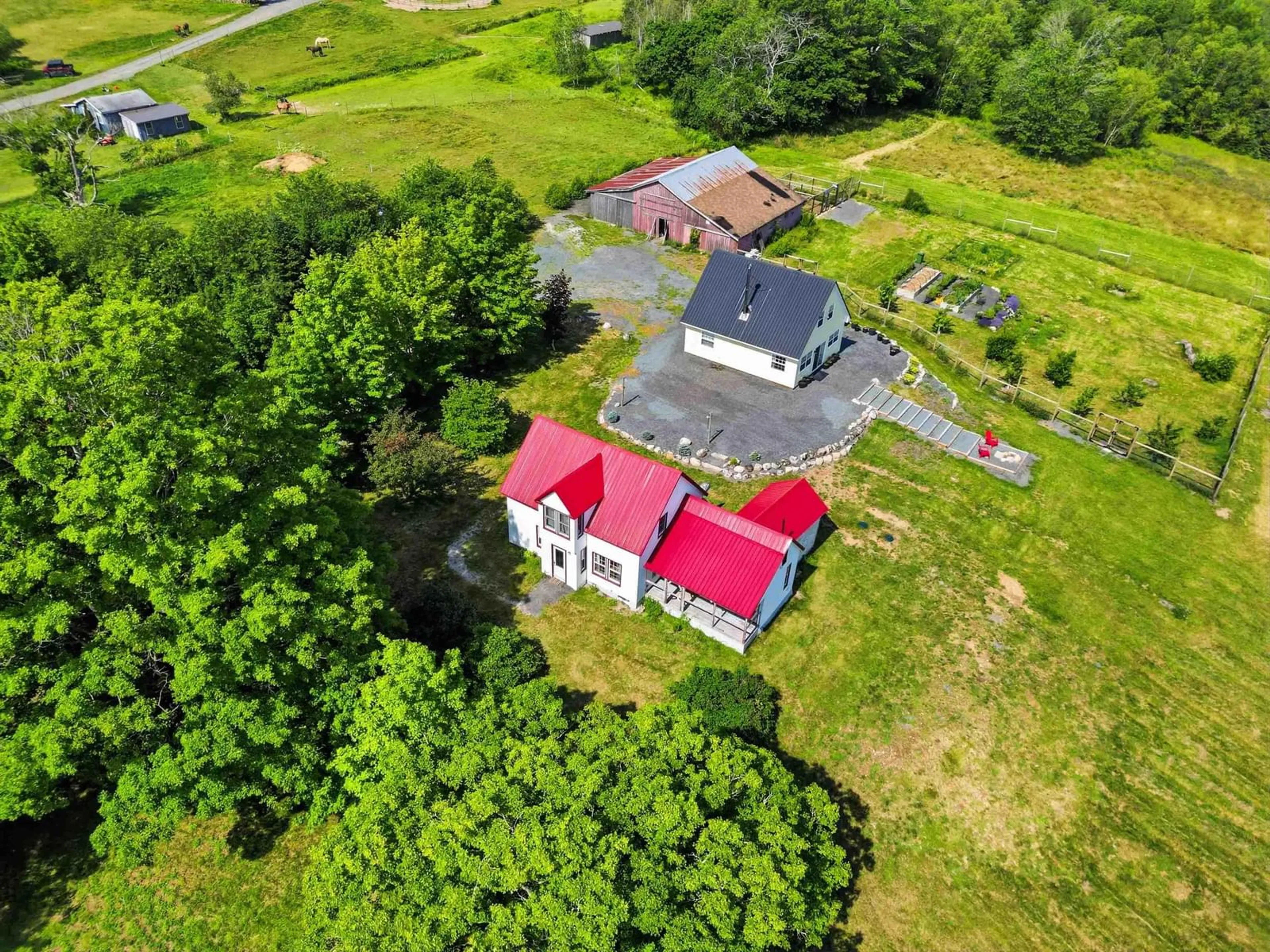 A pic from outside/outdoor area/front of a property/back of a property/a pic from drone, building for 1368 Highway 208, Simpsons Corner Nova Scotia B0R 1E0