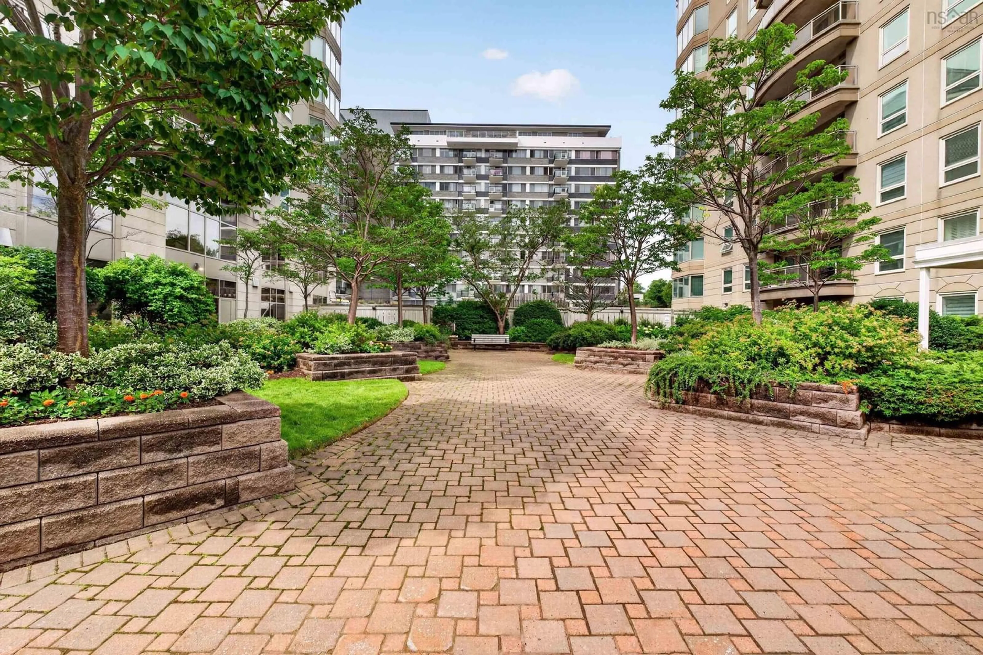 Patio, street for 1540 Summer St #306, Halifax Nova Scotia B3H 4R9