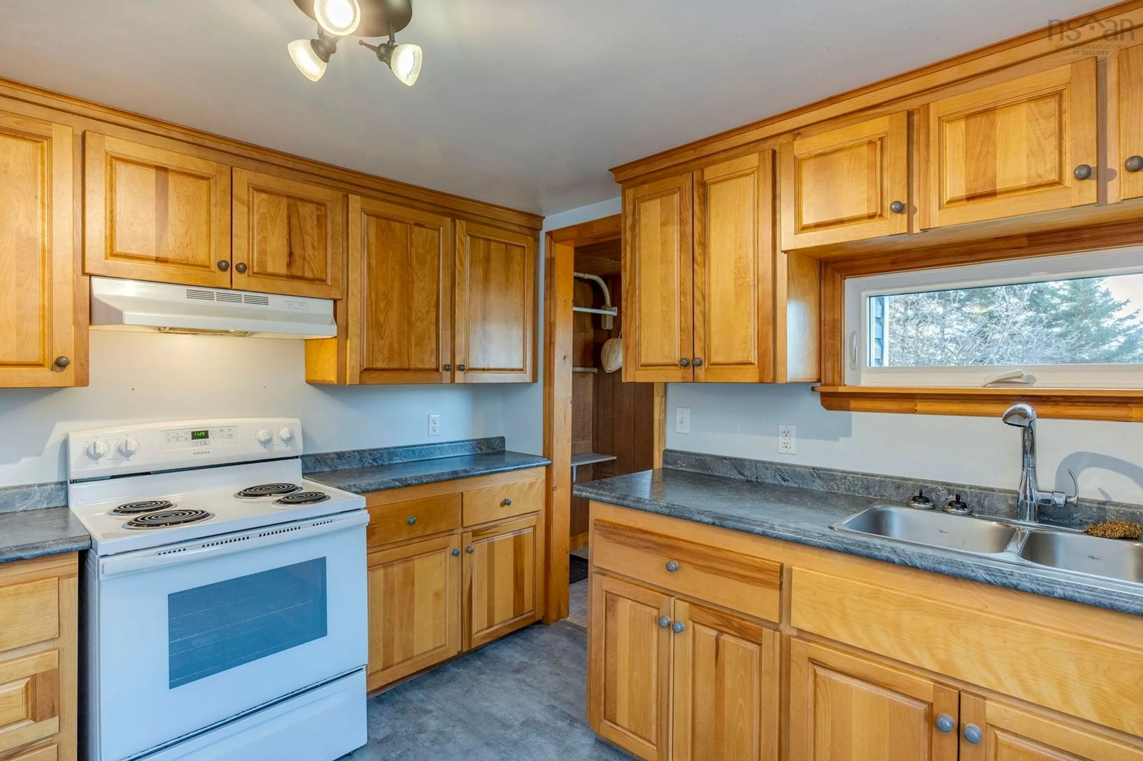 Standard kitchen, unknown for 4348 217 Hwy, Tiddville Nova Scotia B0V 1E0
