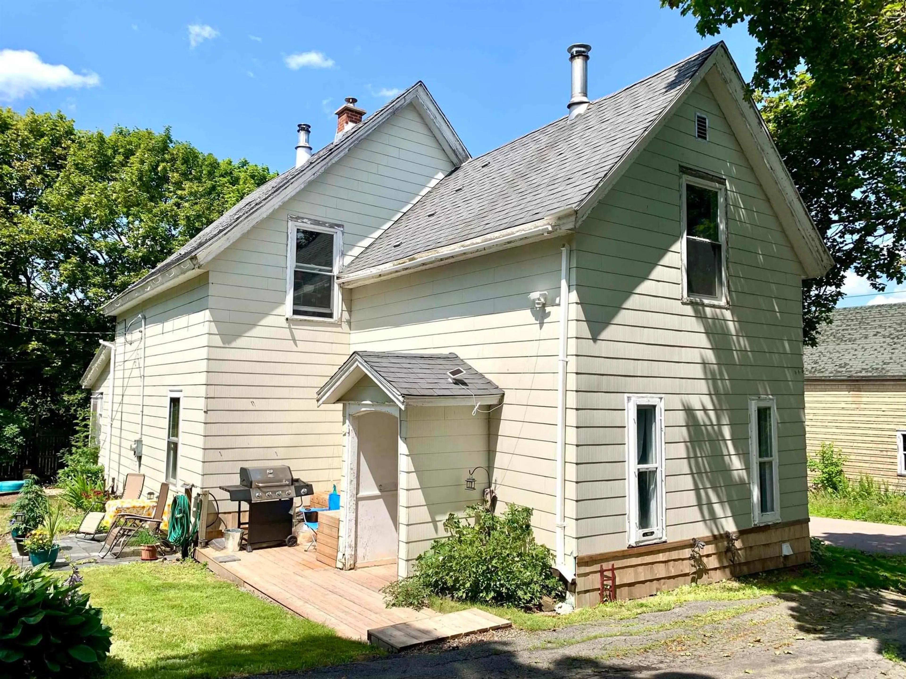Unknown for 26 Starr St, Springhill Nova Scotia B0M 1X0