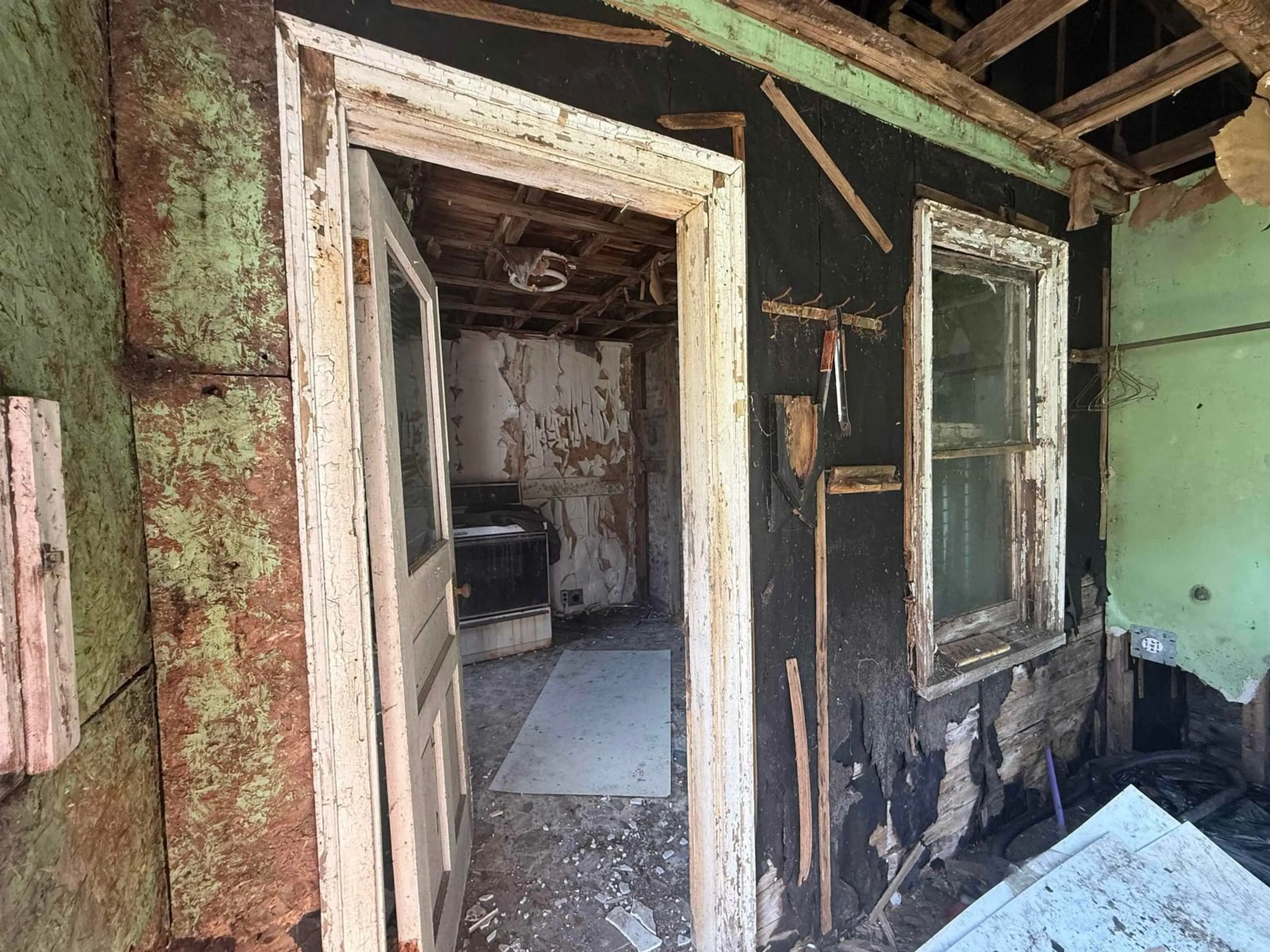 A pic of a room for 33 South St, Springhill Nova Scotia B0M 1X0